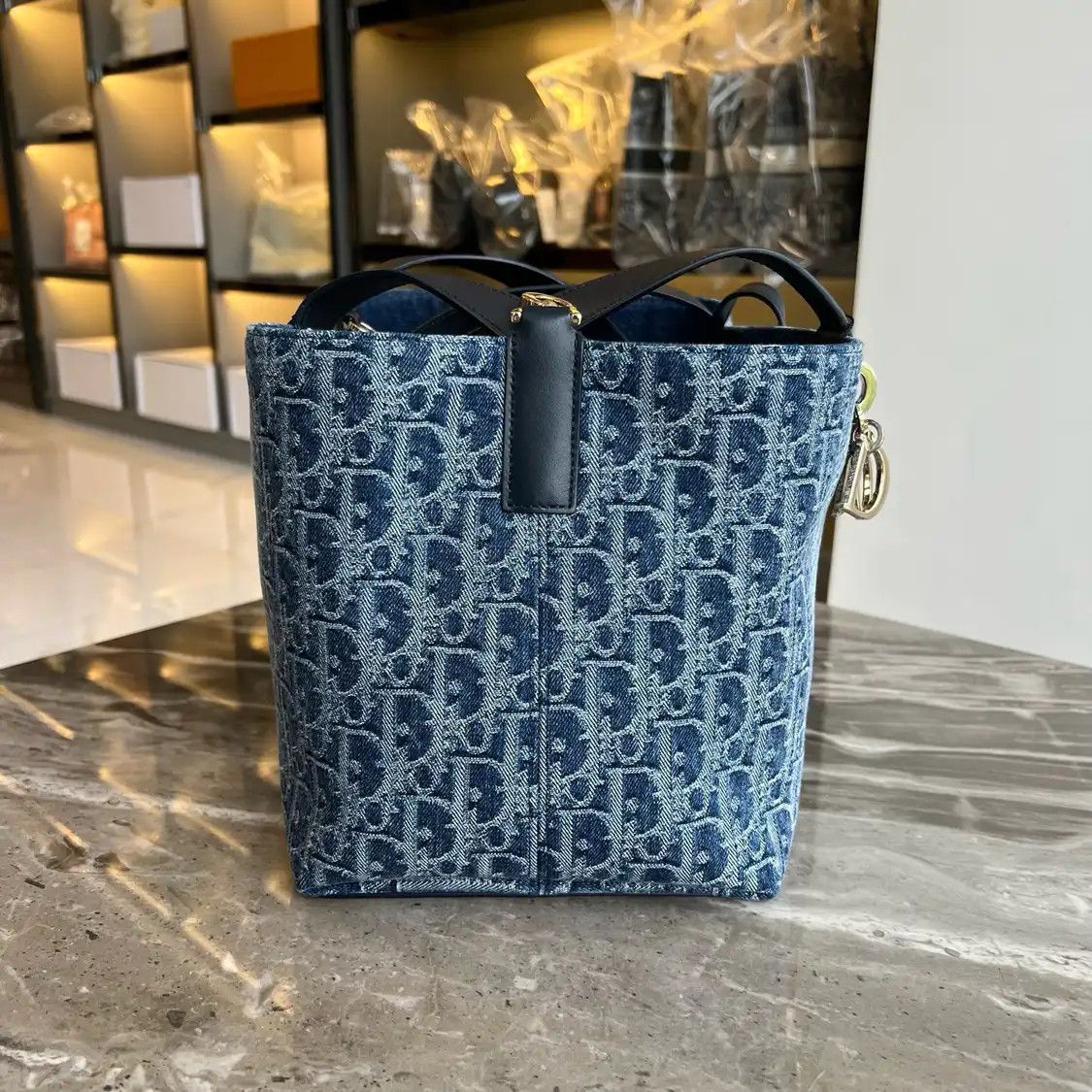 Dior DIOR Toujours Medium blue denim jacquard handbag Size ONE SIZE - 4 Thumbnail