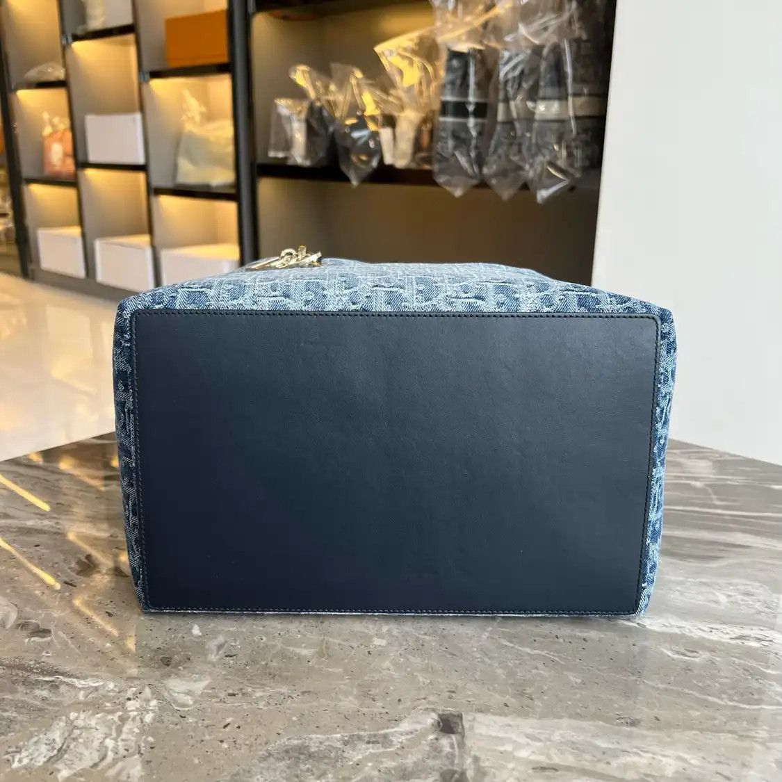Dior DIOR Toujours Medium blue denim jacquard handbag Size ONE SIZE - 5 Thumbnail