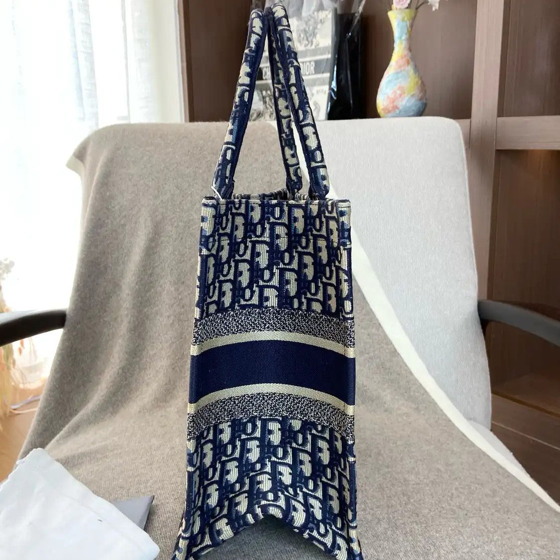 Dior DIOR Book Tote Medium blue canvas monogram embroidery handbag Size ONE SIZE - 4 Thumbnail