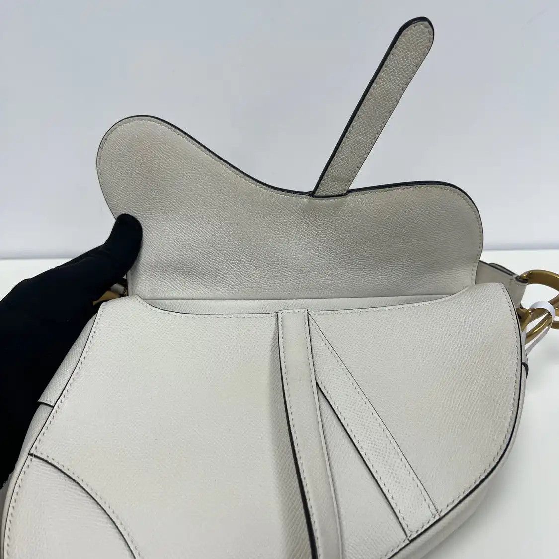 Dior DIOR Saddle Small white cowhide leather saddle bag shoulder bag gold hardware Size ONE SIZE - 8 Thumbnail