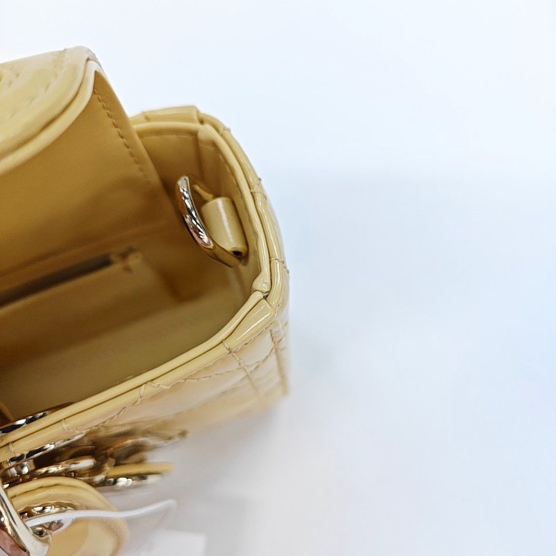 Dior Dior Lady D-Joy Patent Leather Quilted Handbag Size One Size Size ONE SIZE - 13 Thumbnail