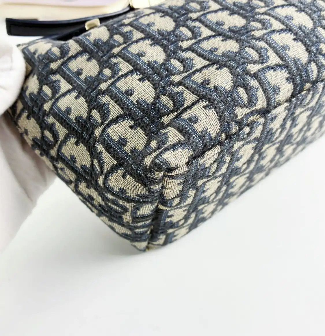 Dior DIOR Diortravel Nomad Medium beige canvas monogram jacquard Nomad bag handbag Size ONE SIZE - 9 Thumbnail