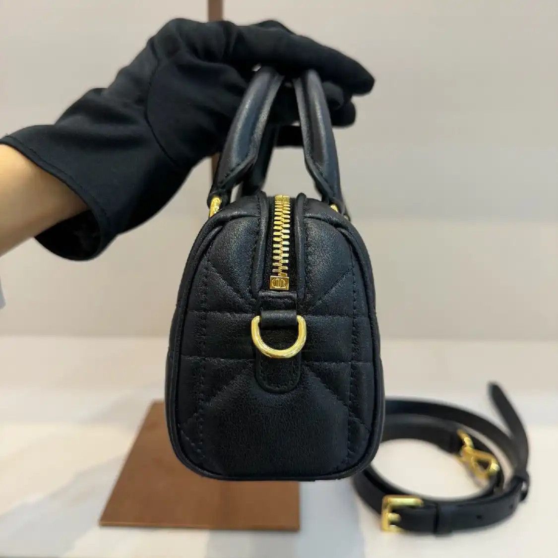 Dior DIOR Groove mini black cowhide leather rattan plaid quilted Boston bag crossbody Size ONE SIZE - 6 Thumbnail