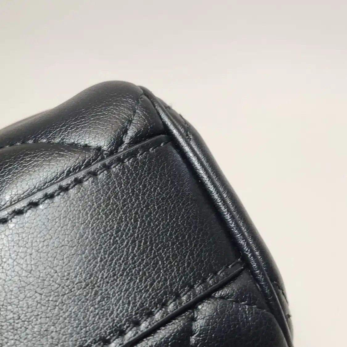 Dior DIOR Groove mini black cowhide leather rattan plaid quilted Boston bag crossbody Size ONE SIZE - 13 Thumbnail