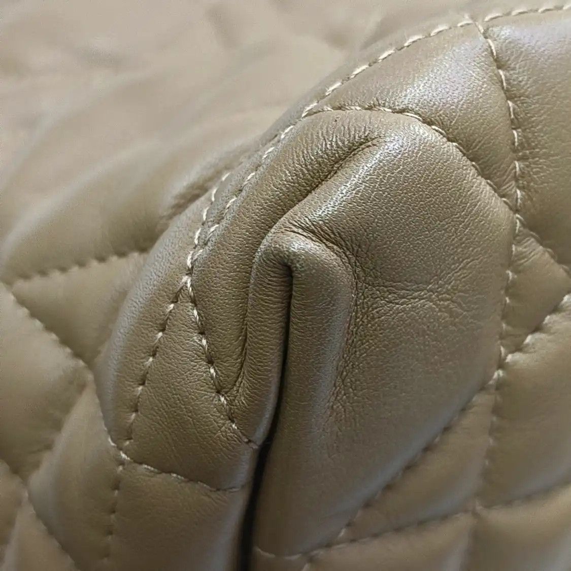 Dior DIOR Toujours Medium gold cowhide leather rattan plaid quilted handbag gold hard Size ONE SIZE - 12 Thumbnail