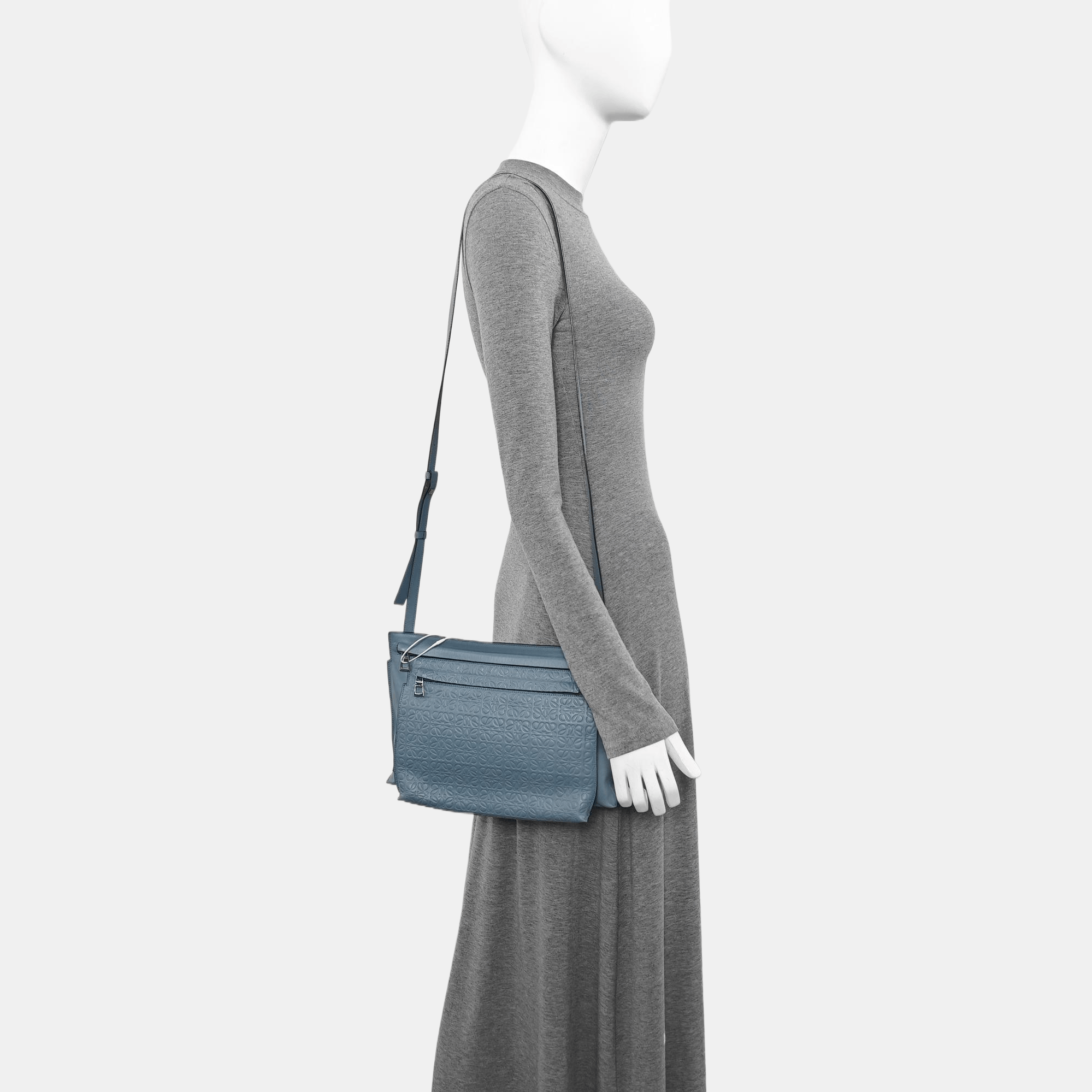 Loewe Loewe Blue Embossed Leather T Pouch Shoulder Bag Size ONE SIZE - 2 Thumbnail