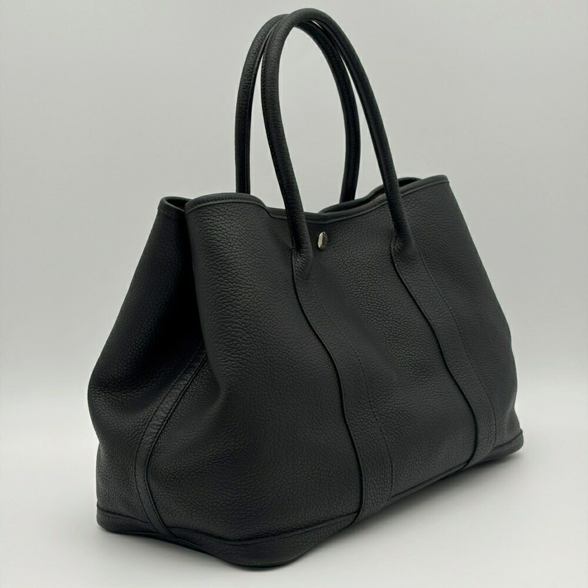 Hermes Hermes Garden PM Tote Bag, Togo Leather, Black Calfskin, □L Stamp Size ONE SIZE - 4 Thumbnail