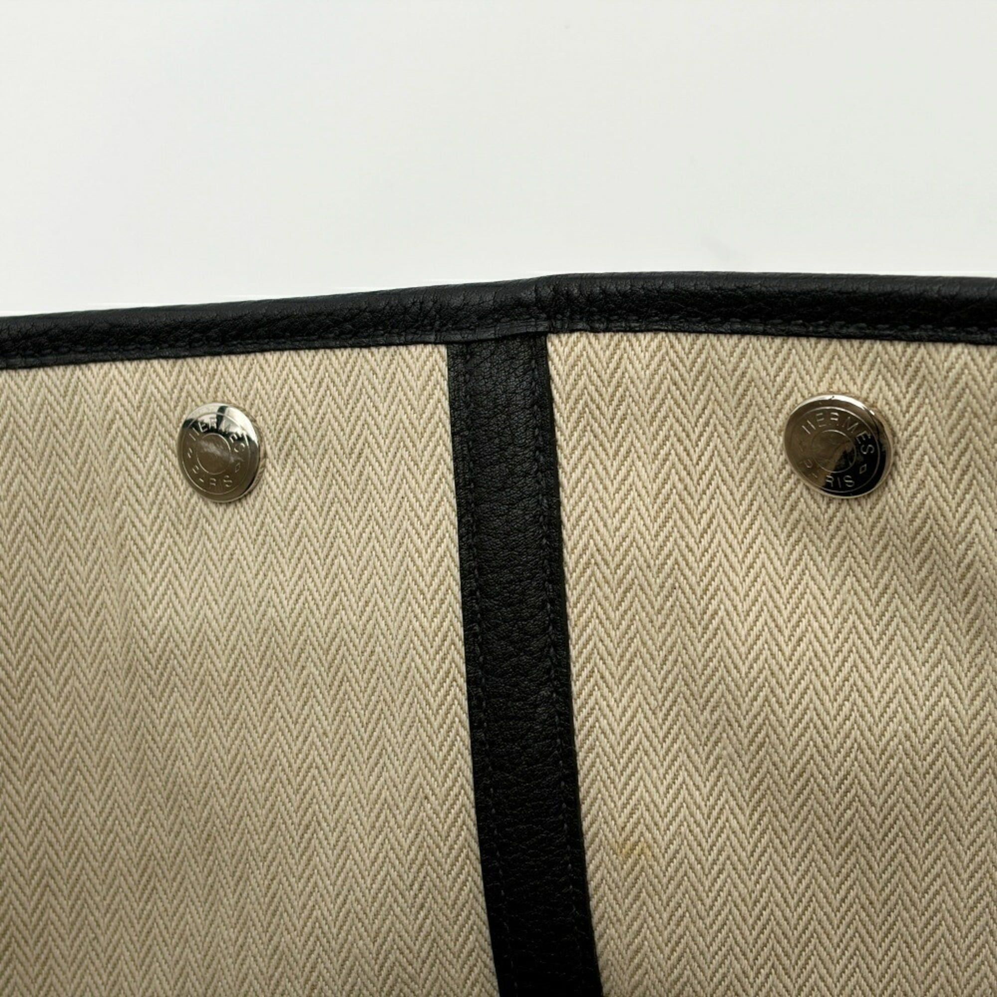 Hermes Hermes Garden PM Tote Bag, Togo Leather, Black Calfskin, □L Stamp Size ONE SIZE - 18 Thumbnail