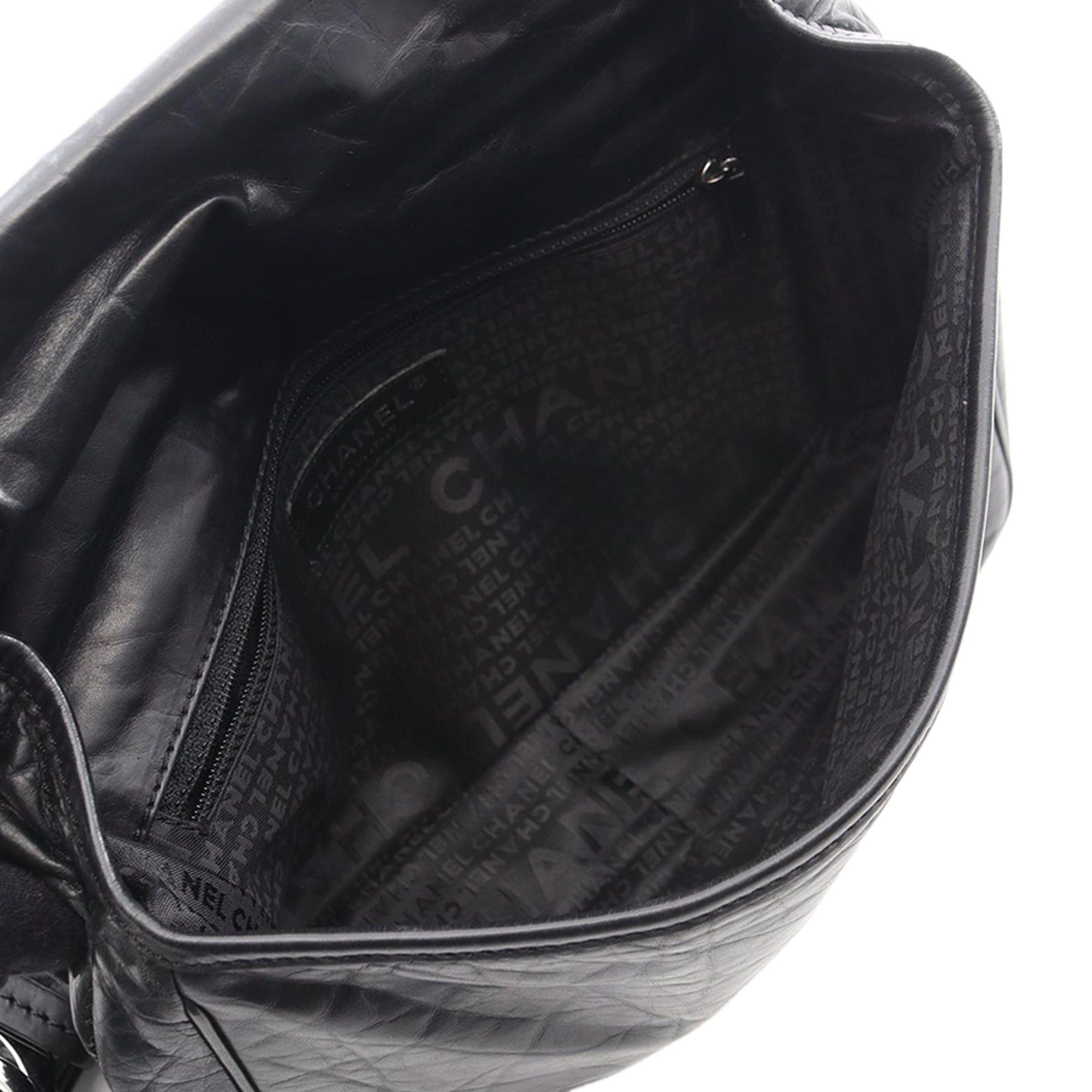 Chanel CC Aged Calfskin Logo Flap Messenger Bag Size ONE SIZE - 3 Thumbnail