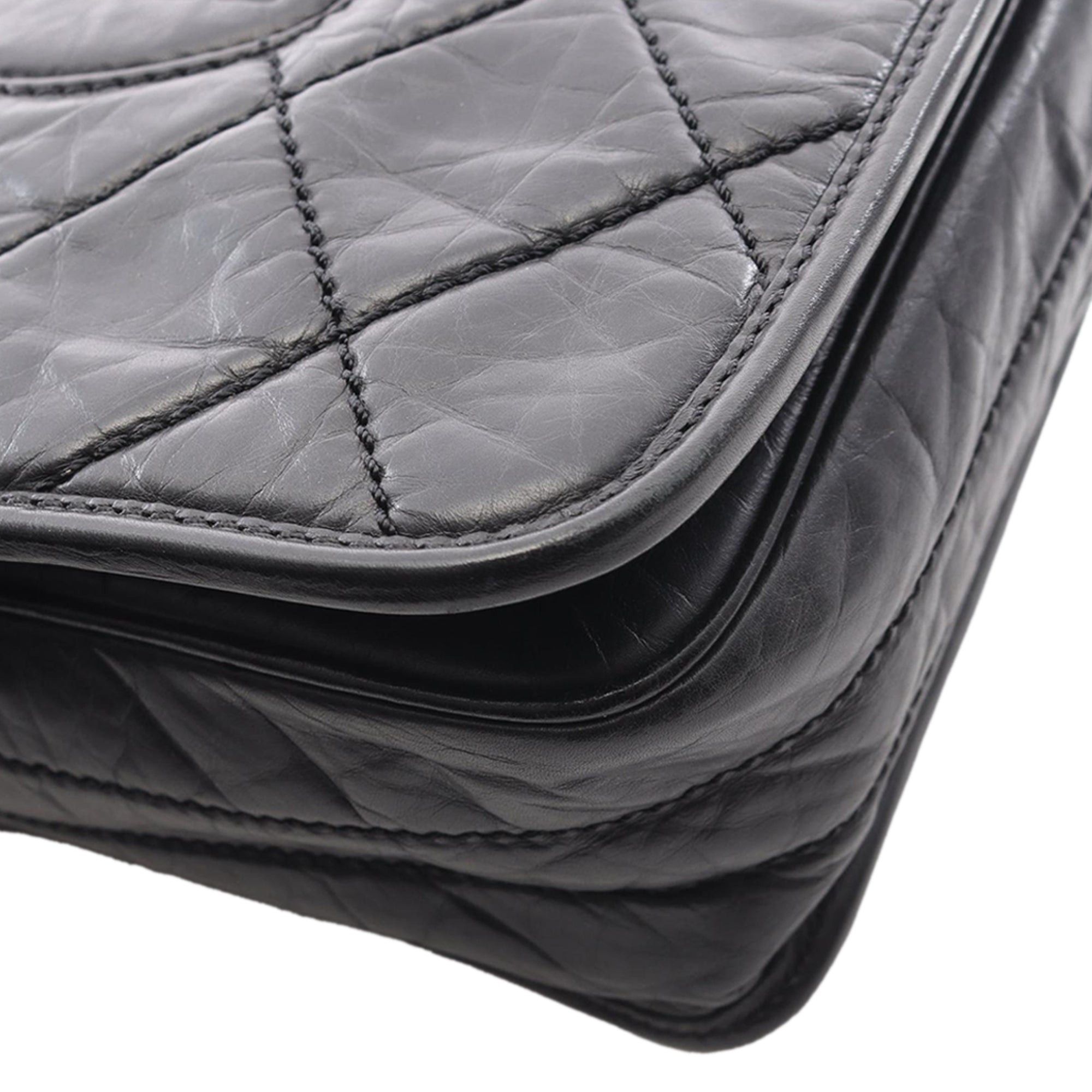 Chanel CC Aged Calfskin Logo Flap Messenger Bag Size ONE SIZE - 12 Thumbnail