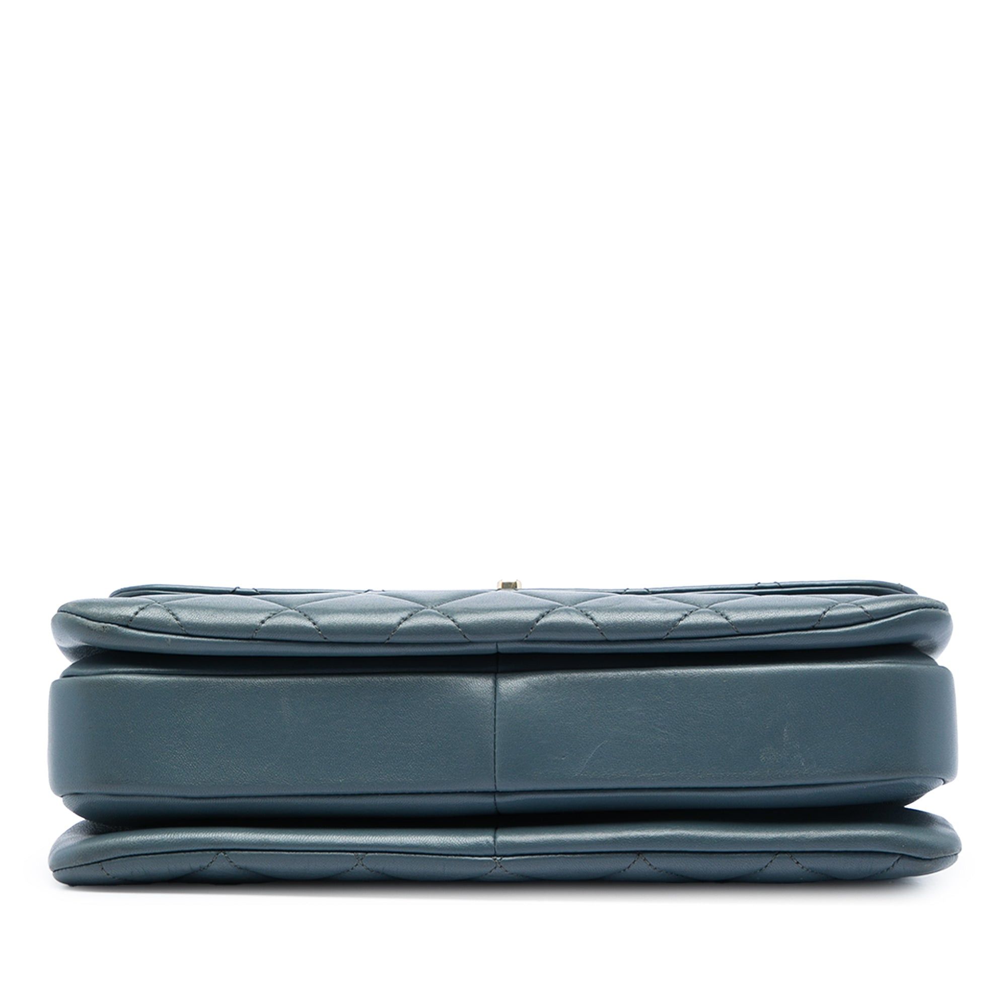 Chanel Lambskin Trendy CC Flap Size ONE SIZE - 3 Thumbnail