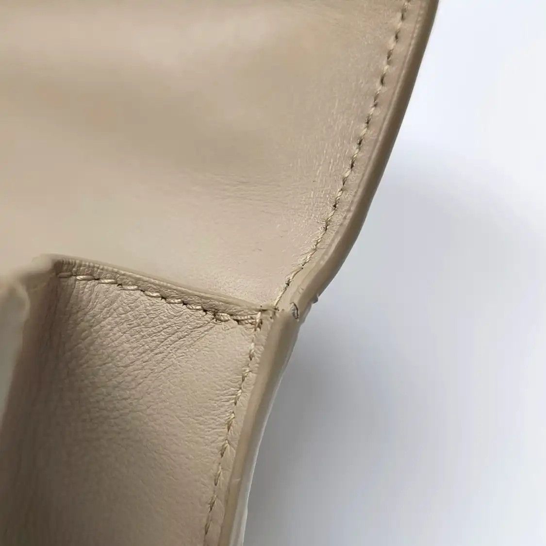 Dior DIOR 30 Montaigne khaki cowhide leather shoulder bag crossbody bag gold hardware Size ONE SIZE - 10 Thumbnail