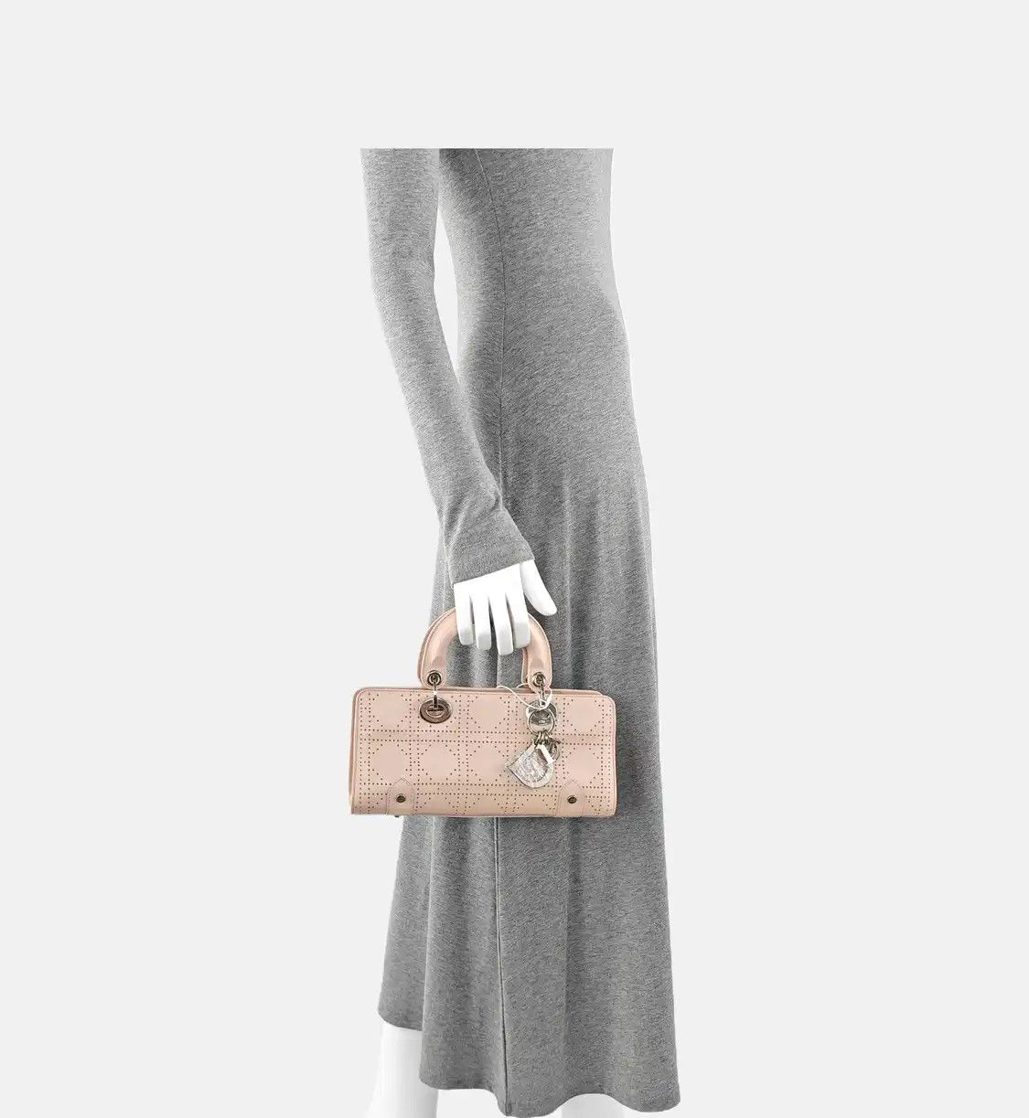 Dior DIOR Lady D-Joy Medium pink cowhide leather rattan plaid cutout Lady Dior bag sh Size ONE SIZE - 2 Thumbnail