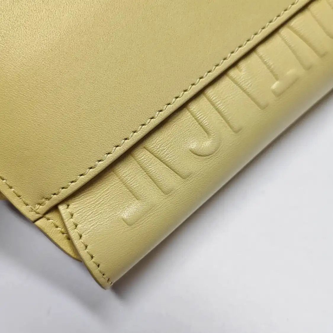 Dior DIOR Bobby Small light yellowcowhide leather shoulder bag handbag crossbody bag Size ONE SIZE - 10 Thumbnail