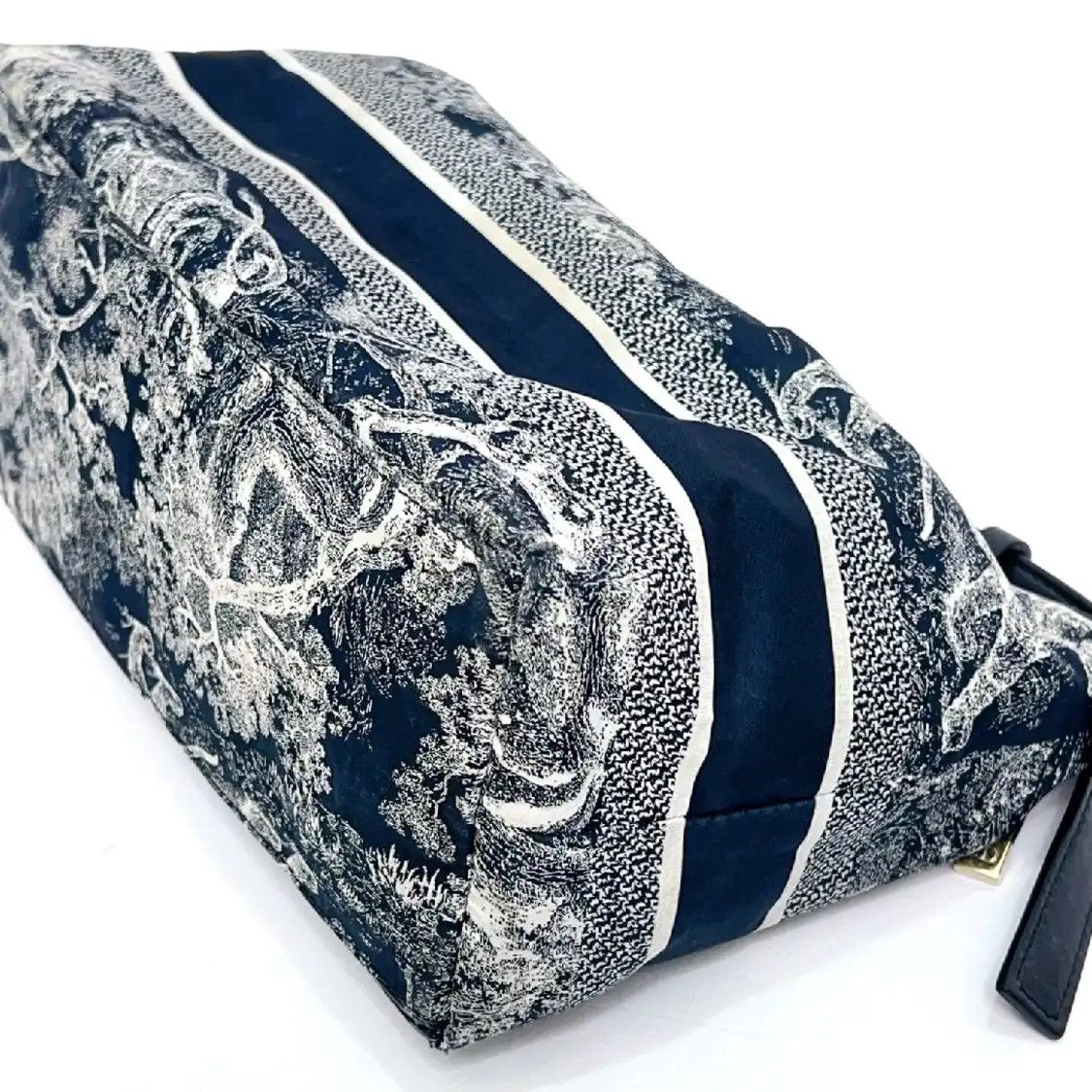 Dior DIOR Diortravel Nomad Medium dark bluefabric embroidery jacquard Nomad bag handb Size ONE SIZE - 9 Thumbnail