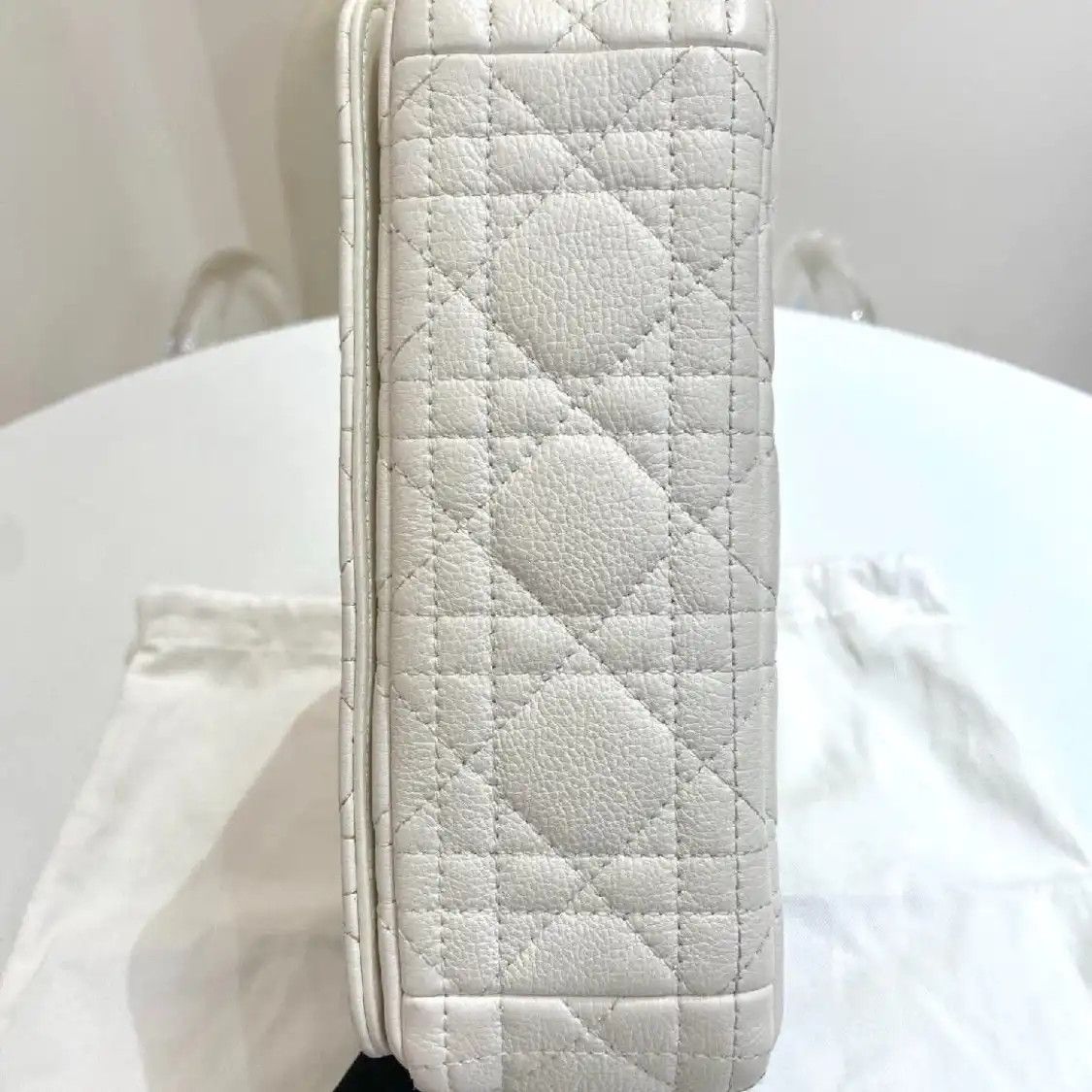 Dior DIOR Caro Small white sheepskin rattan plaid quilted crossbody bag Size ONE SIZE - 4 Thumbnail