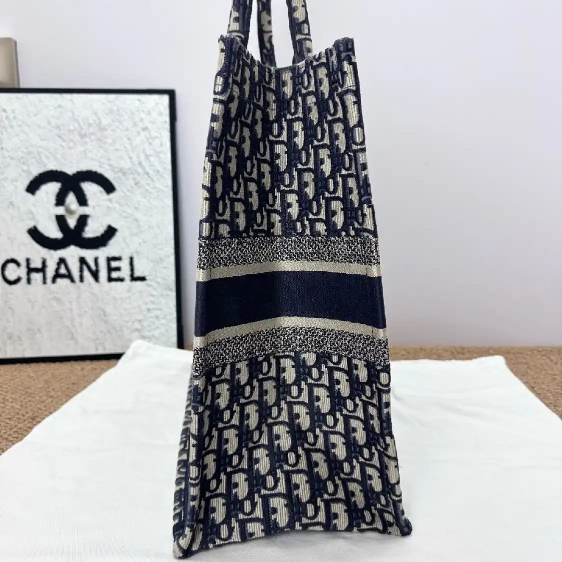 Dior DIOR Book Tote Large blue canvas monogram embroidery shoulder bag Size ONE SIZE - 4 Thumbnail