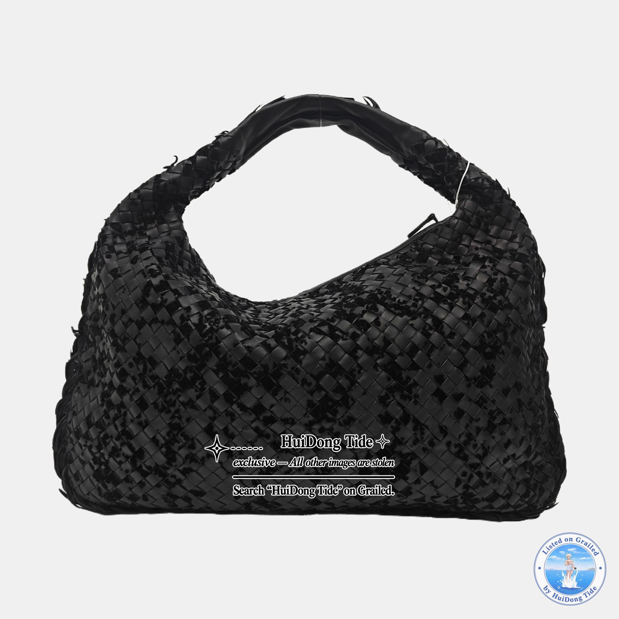 Bottega Veneta Bottega Veneta Intrecciato Black Leather Shoulder Bag Size ONE SIZE - 4 Thumbnail