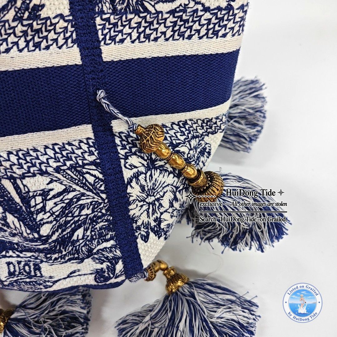 Dior Dior D-Bubble Canvas Jacquard Bucket Bag Size ONE SIZE - 8 Thumbnail