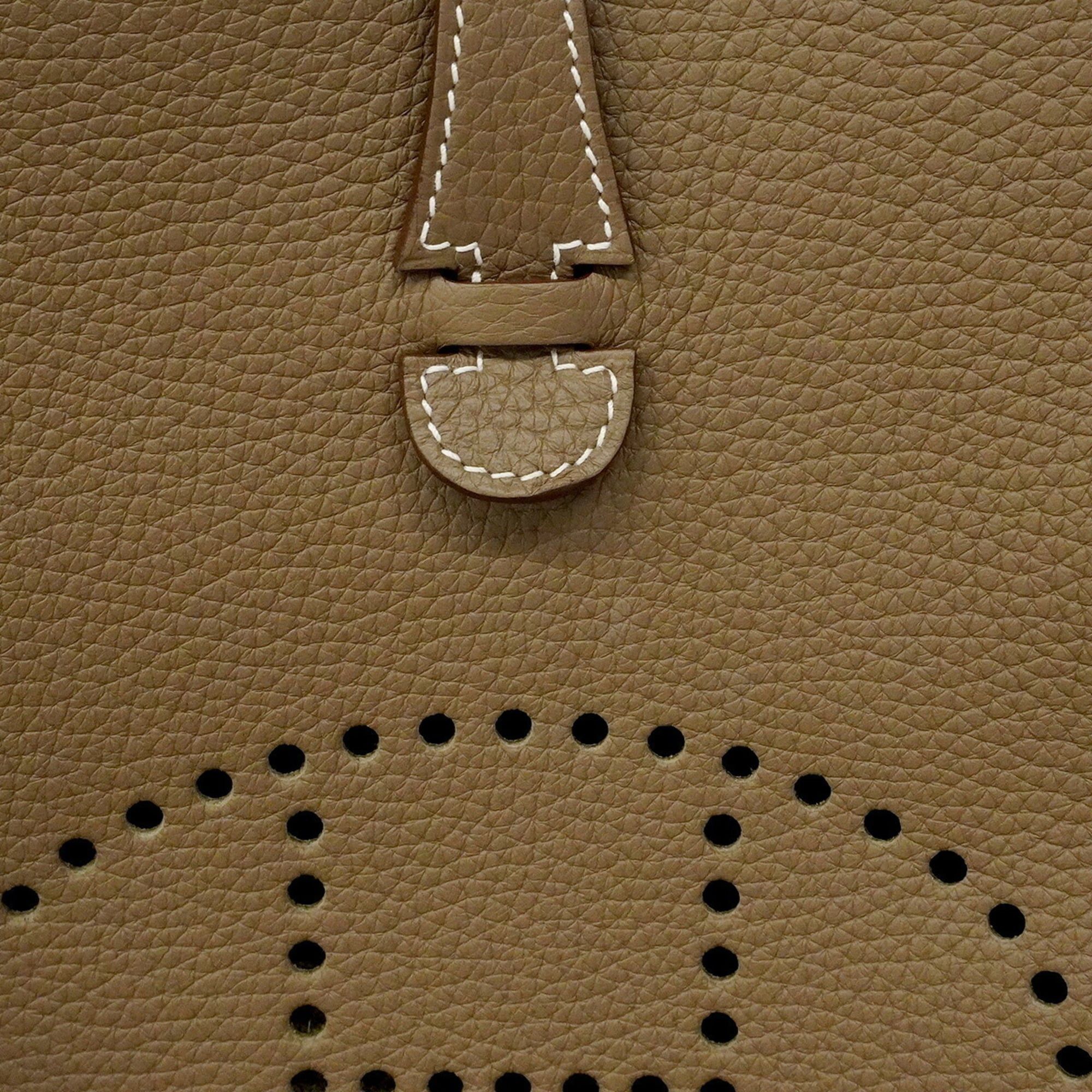 Hermes Hermes Evelyne 23 Shoulder Bag, Taurillon Clemence Leather, Etoile (G stamp), Ladies'. Size ONE SIZE - 5 Thumbnail