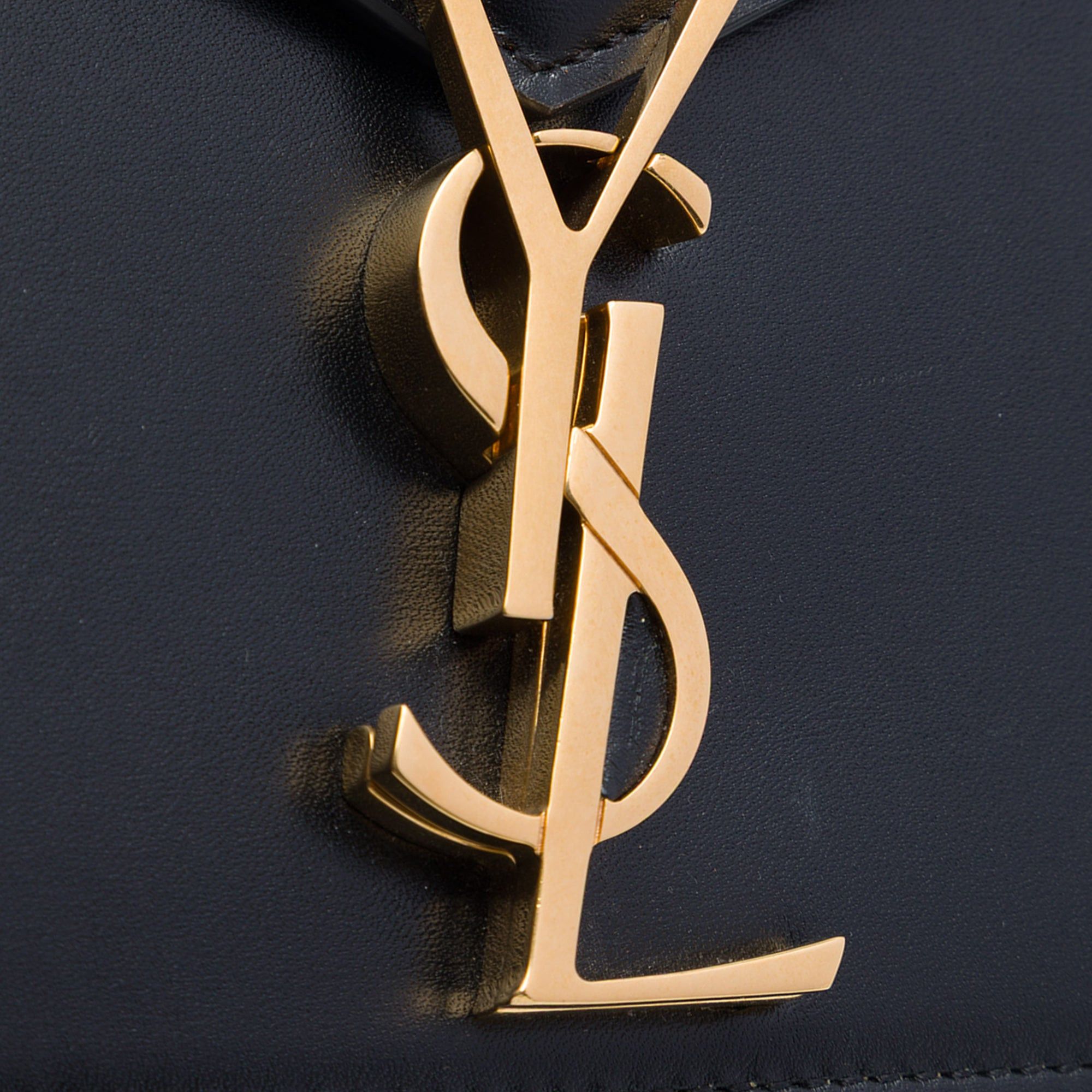 Saint Laurent Paris Smooth Calfskin Monogram Cassandra Clasp Bag Size ONE SIZE - 5 Thumbnail