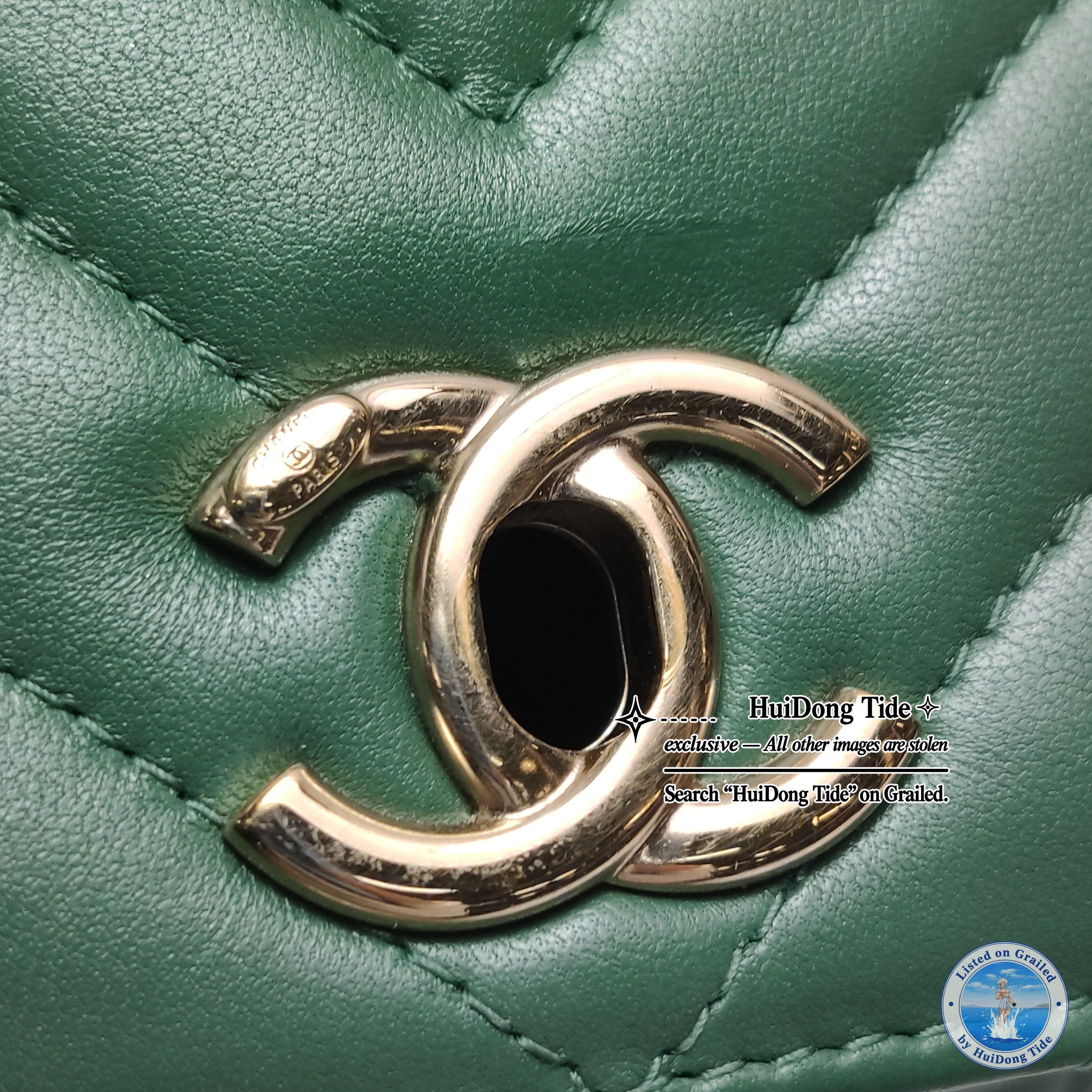 Chanel Chanel Trendy CC Chevron Leather Handle Bag Size ONE SIZE - 9 Thumbnail