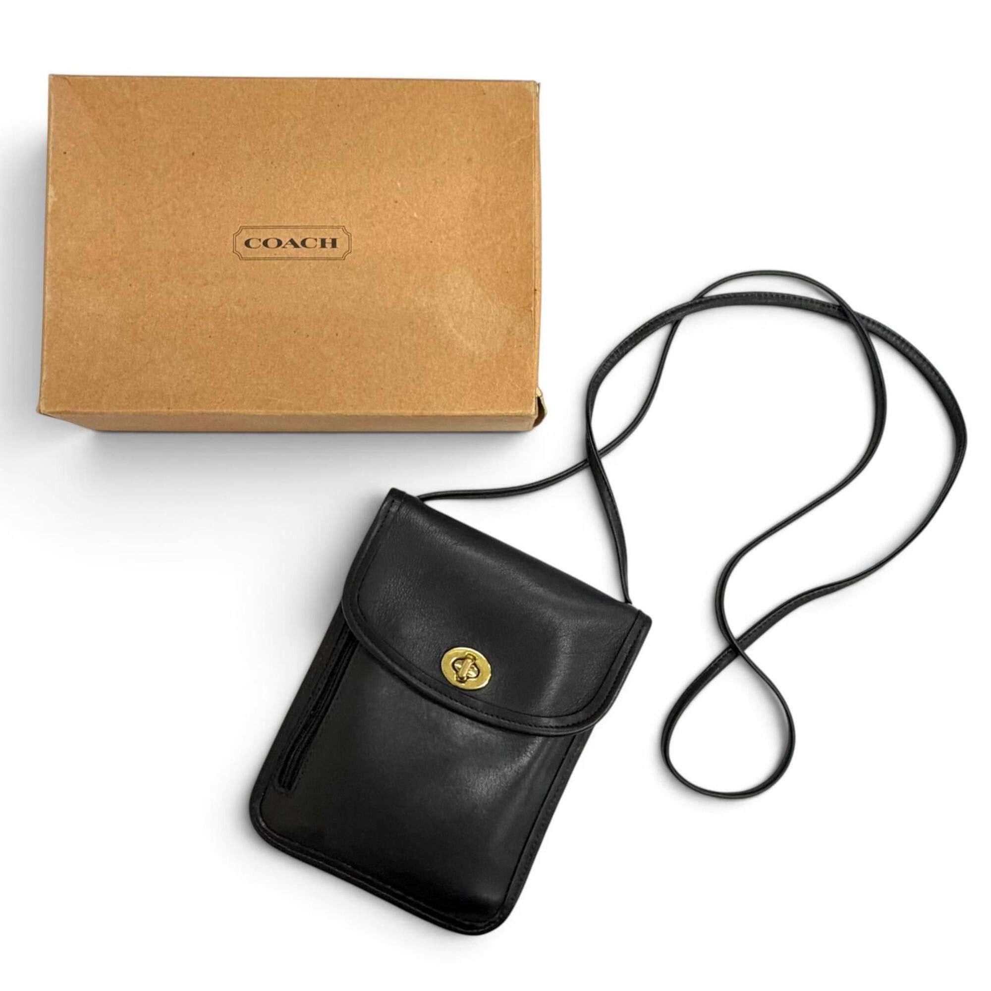 Coach COACH Vintage 6908 Glove Leather Old Coach Turnlock Tourist Pouch Shoulder Bag Black Women's Size ONE SIZE - 2 Thumbnail