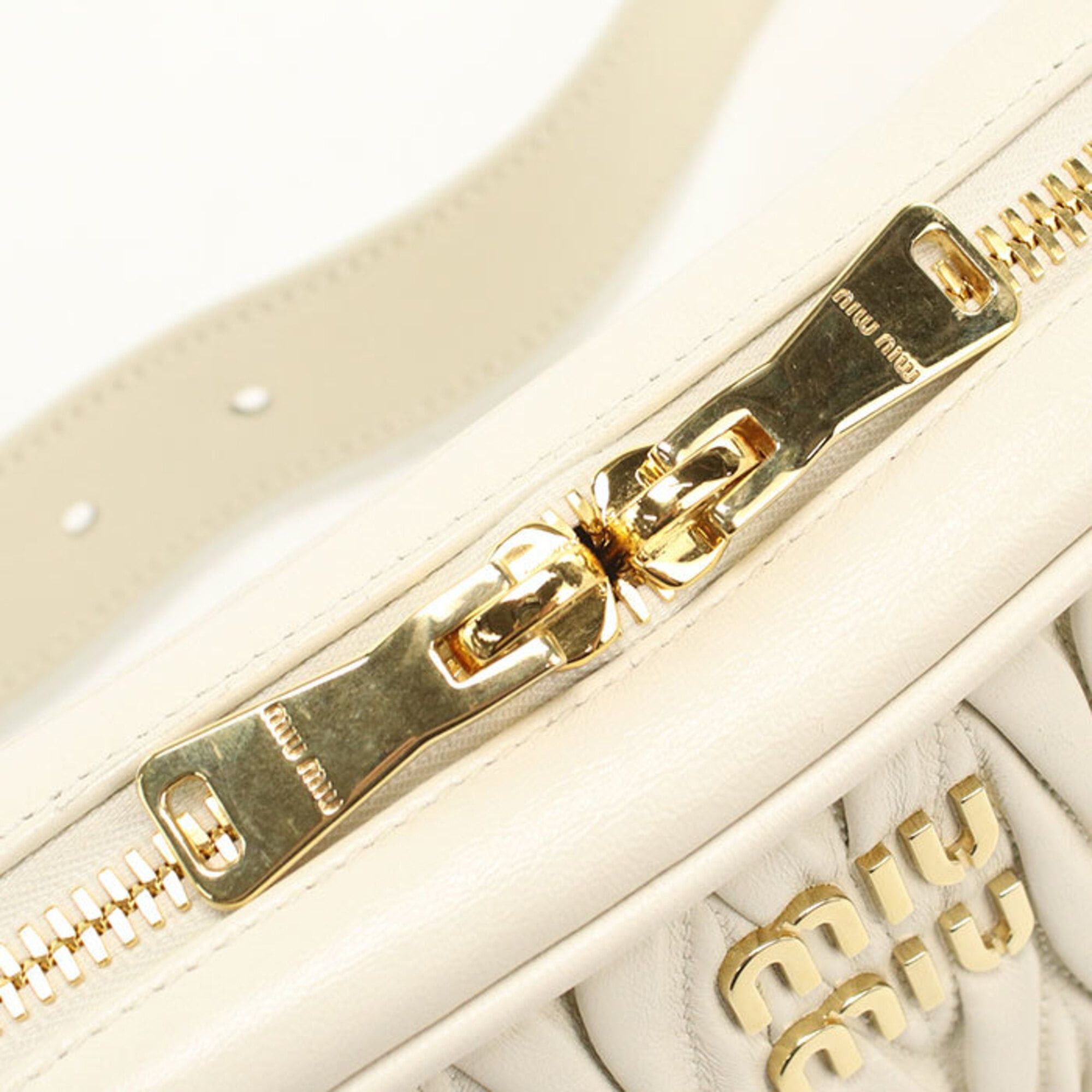 Miu Miu Miu Miu MIUMIU (OUTLET) Miu Outlet Shoulder Bag, Matelassé, Women's, Ivory Size ONE SIZE - 4 Thumbnail