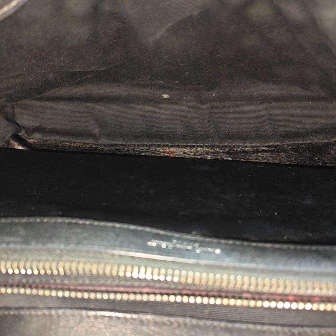 Saint Laurent Paris Saint Laurent Envelope Quilted Leather Shoulder Bag Size ONE SIZE - 7 Thumbnail