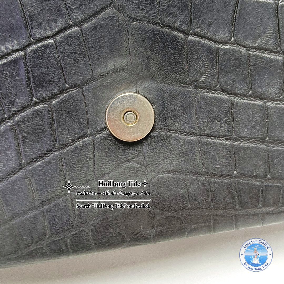 Saint Laurent Paris Saint Laurent Kate Croc-Embossed Tassel Shoulder Bag Size ONE SIZE - 9 Thumbnail