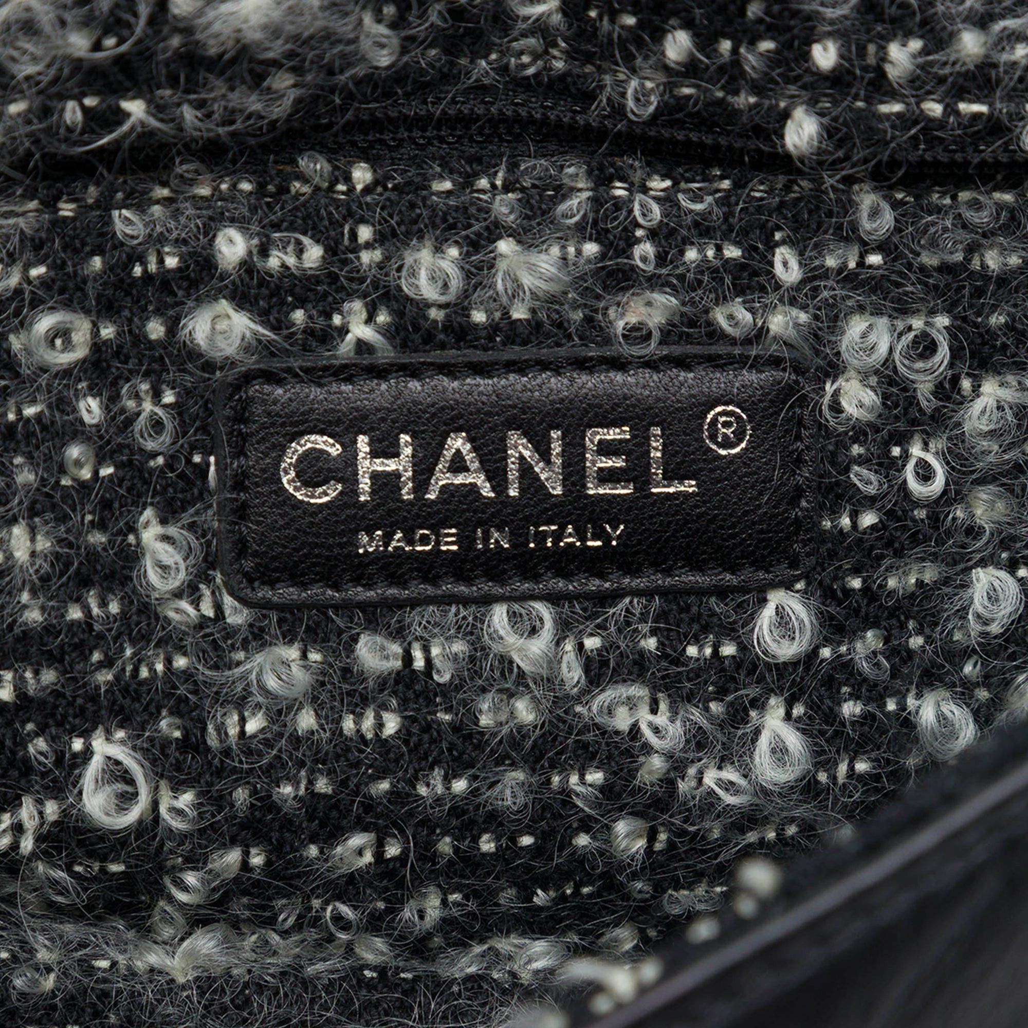 Chanel CC Quilted Lambskin Tweedy Flap Size ONE SIZE - 5 Thumbnail