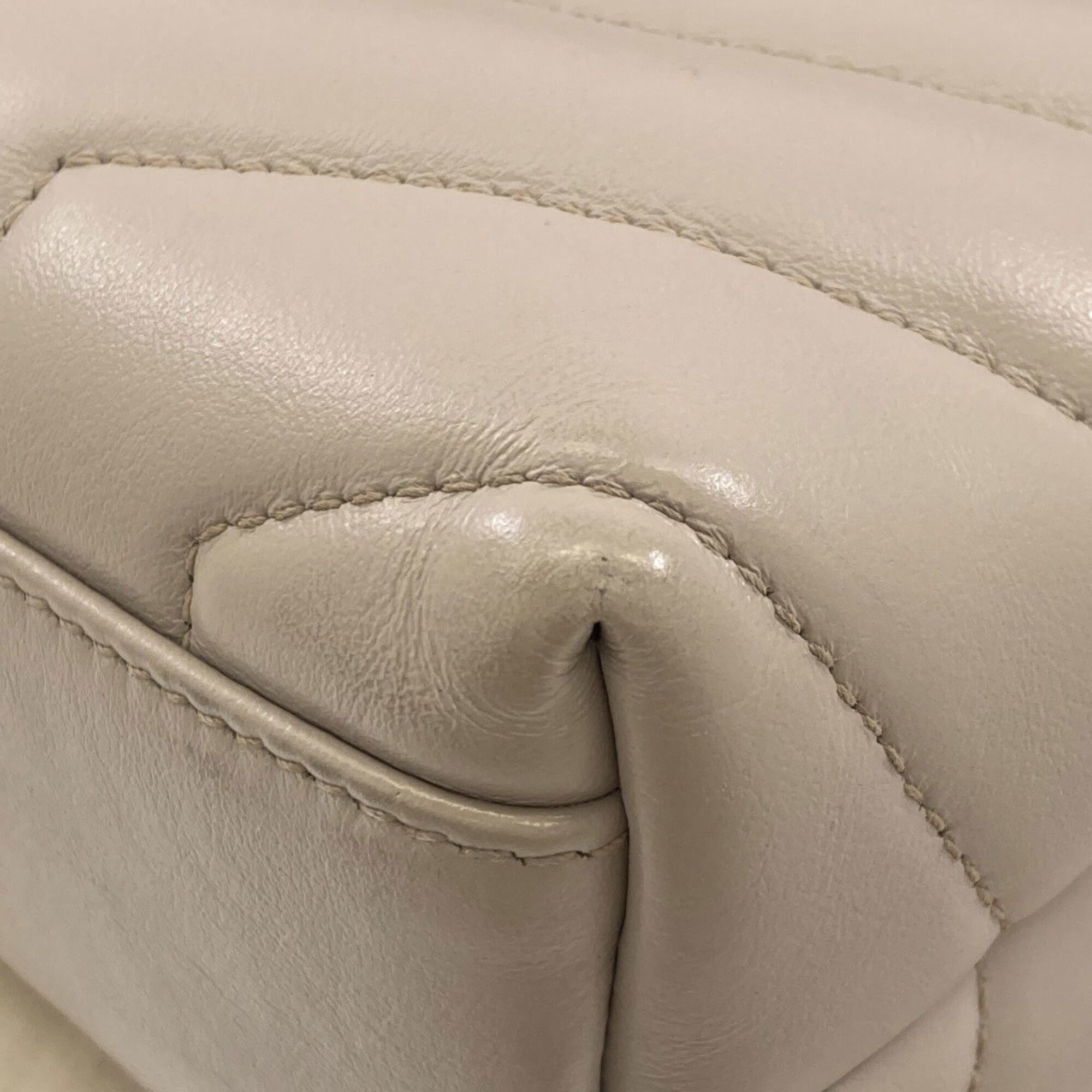Yves Saint Laurent Yves Saint Laurent Loulou Toy Bag Shoulder Calfskin Women's YVES SAINT LAURENT Size ONE SIZE - 12 Thumbnail