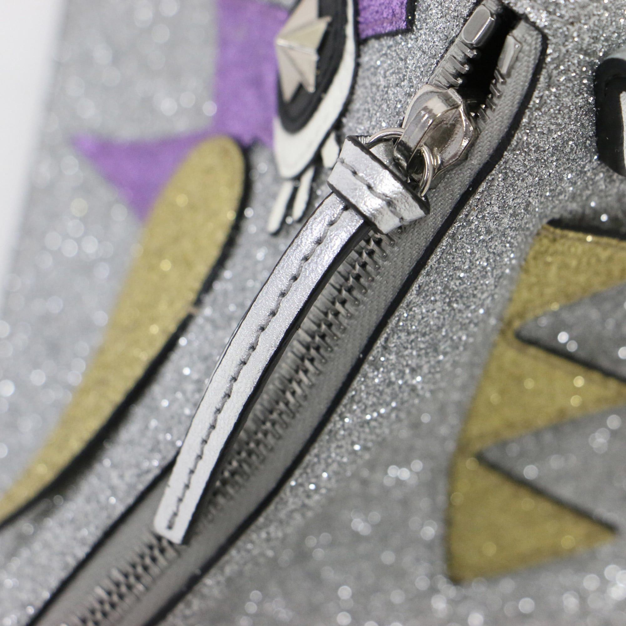 Gucci GUCCI bag, silver triangle chicken motif handbag/clutch, glitter metallic, animal doodles, made in Italy, women's. Size ONE SIZE - 7 Thumbnail