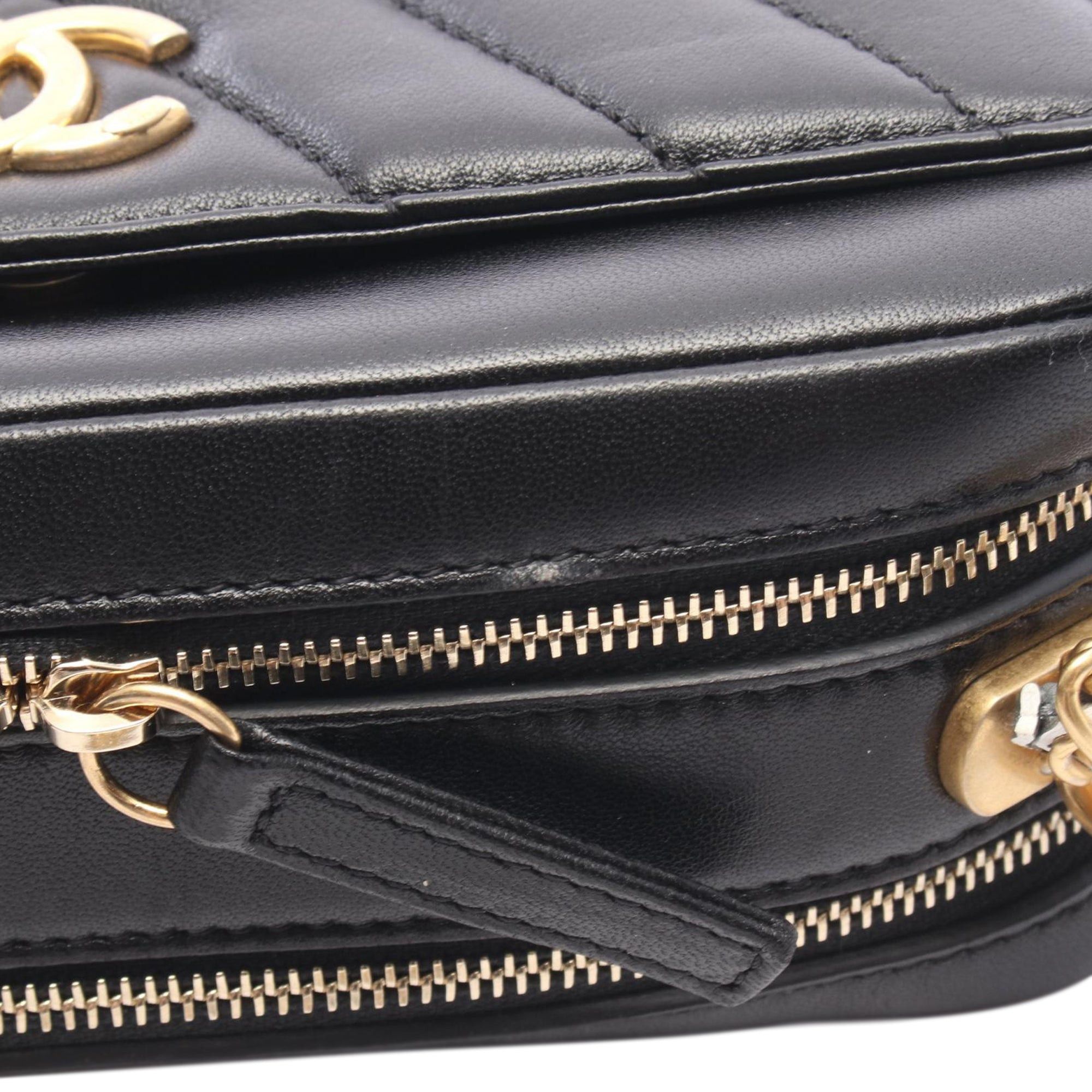 Chanel CC Chevron Lambskin Camera Bag Size ONE SIZE - 8 Thumbnail