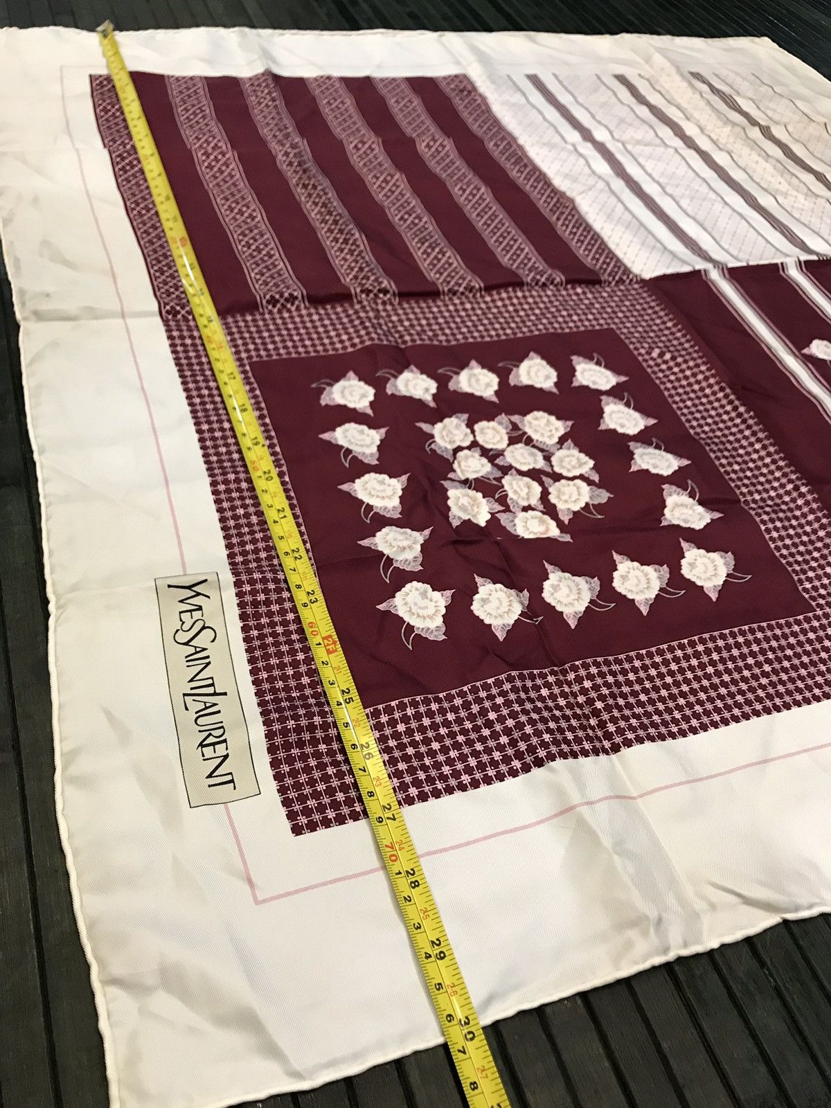 Saint Laurent Paris × Yves Saint Laurent VINTAGE YVES SAINT LAURENT SILK SCARF FLORAL PATTERN Size 30 - 9 Thumbnail