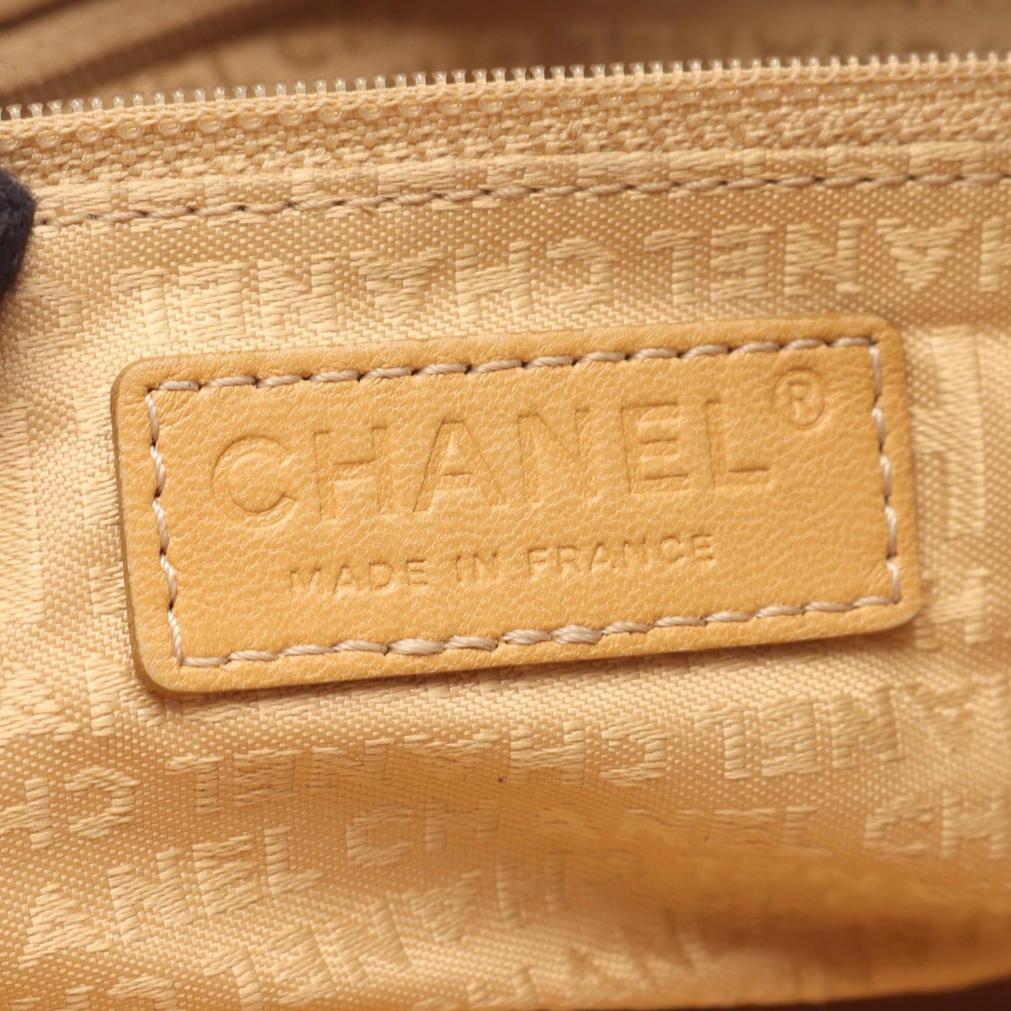 Chanel CC Lambskin Handbag Size ONE SIZE - 4 Thumbnail