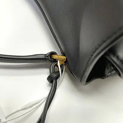 Balenciaga BALENCIAGA Rodeo black cowhide leather shoulder bag crossbody bag handbag distre Size ONE SIZE - 13 Thumbnail