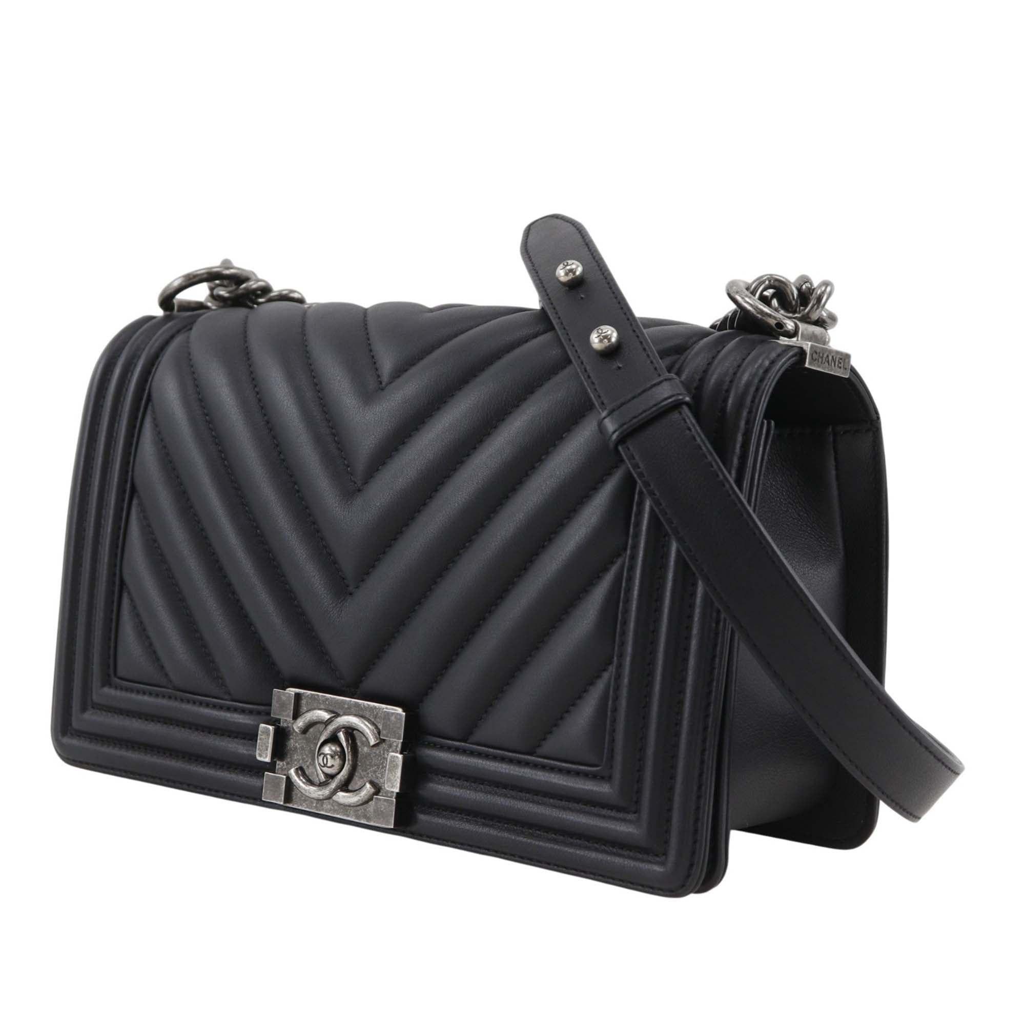 Chanel Old Medium Chevron Calfskin Boy Flap Size ONE SIZE - 2 Thumbnail