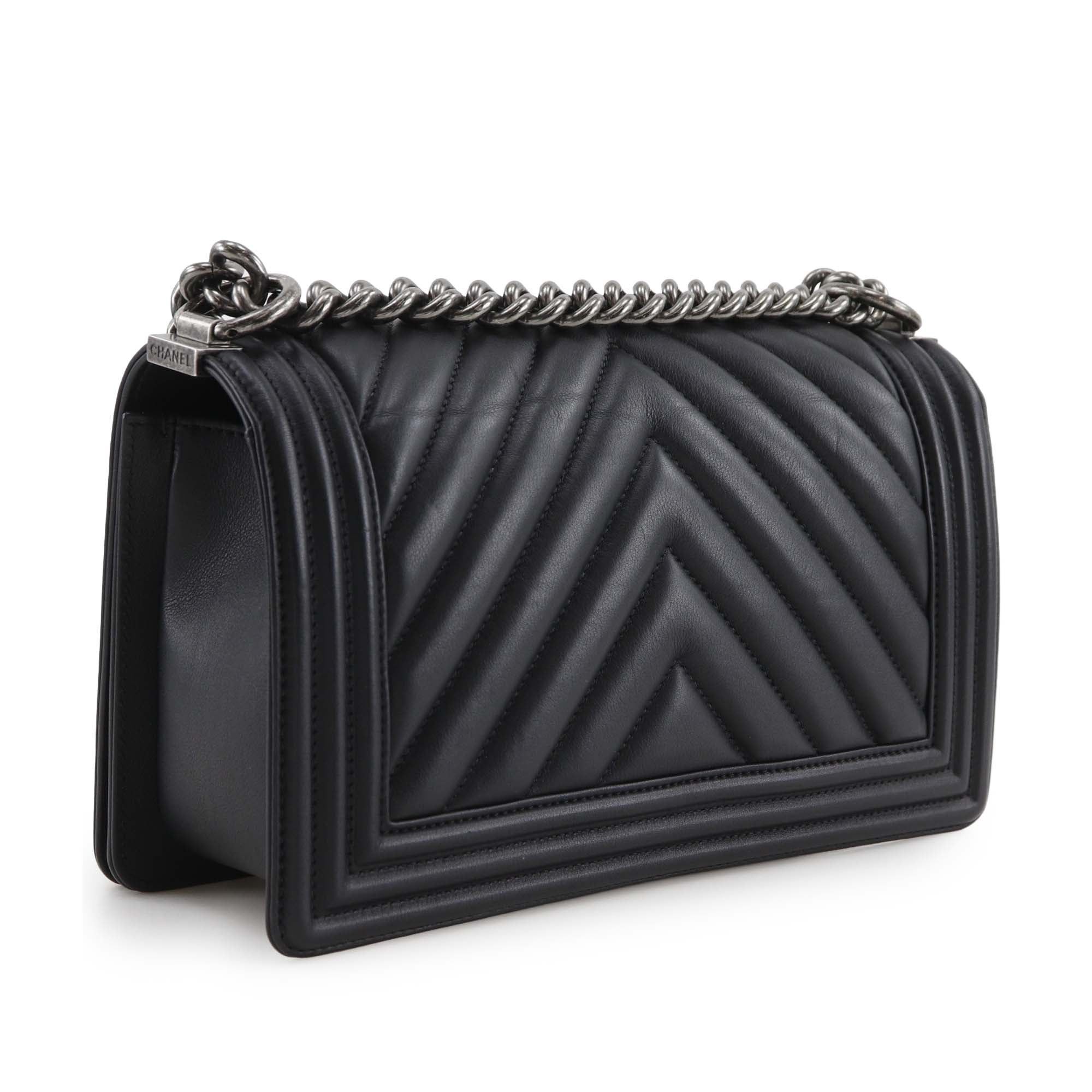 Chanel Old Medium Chevron Calfskin Boy Flap Size ONE SIZE - 3 Thumbnail