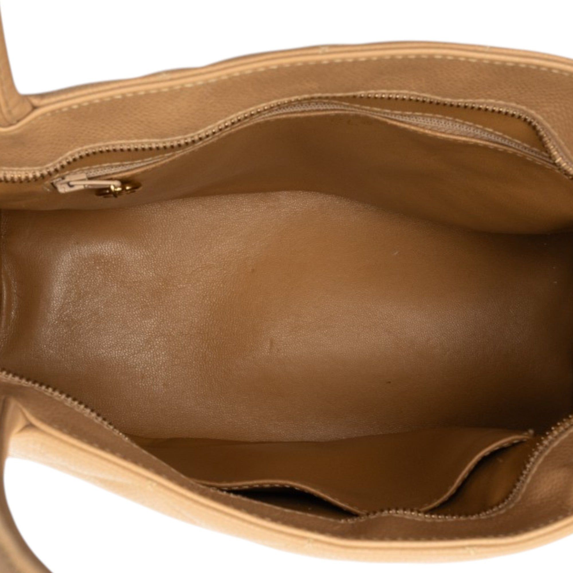 Chanel Caviar Medallion Tote Size ONE SIZE - 4 Thumbnail