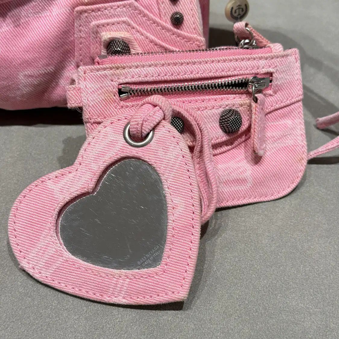 Balenciaga BALENCIAGA Neo Cagole City ultra Small pink sheepskin stud fringe Motorcycle cro Size ONE SIZE - 7 Thumbnail