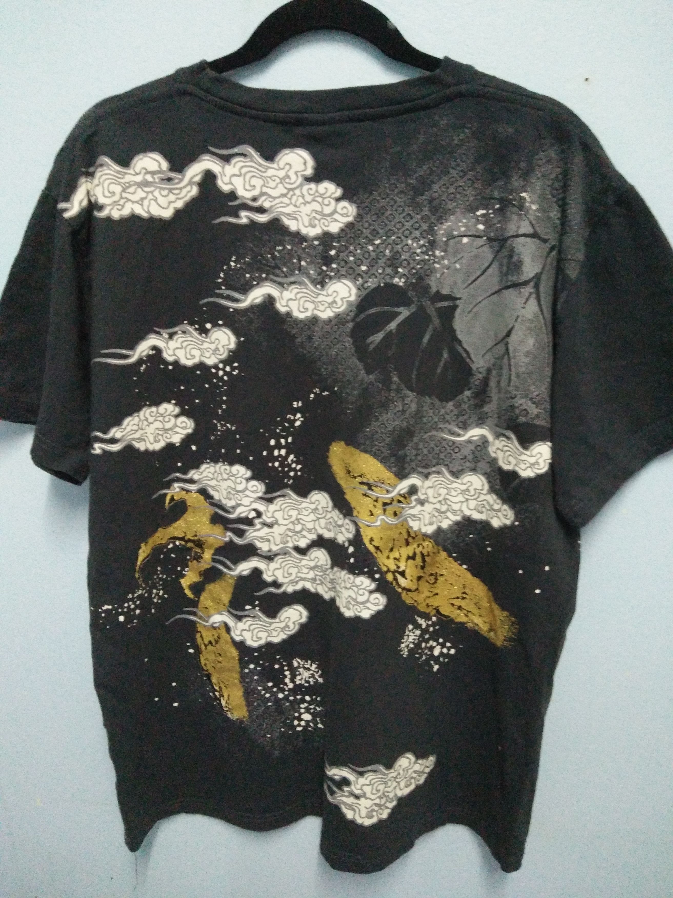 Japanese Brand Rare Japanese Dragon Gold Overprint Tshirt Size US XL / EU 56 / 4 - 3 Thumbnail