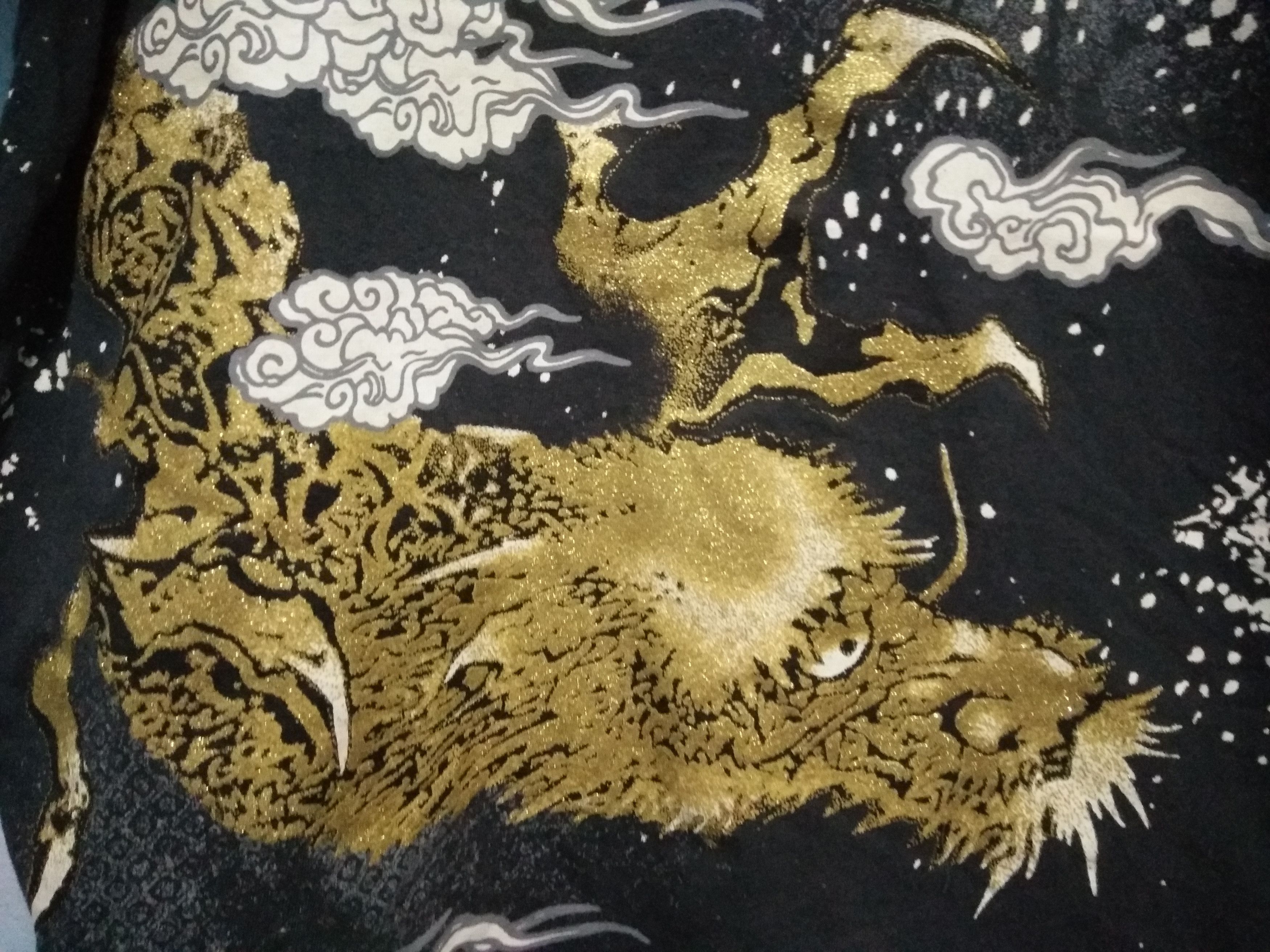 Japanese Brand Rare Japanese Dragon Gold Overprint Tshirt Size US XL / EU 56 / 4 - 9 Thumbnail