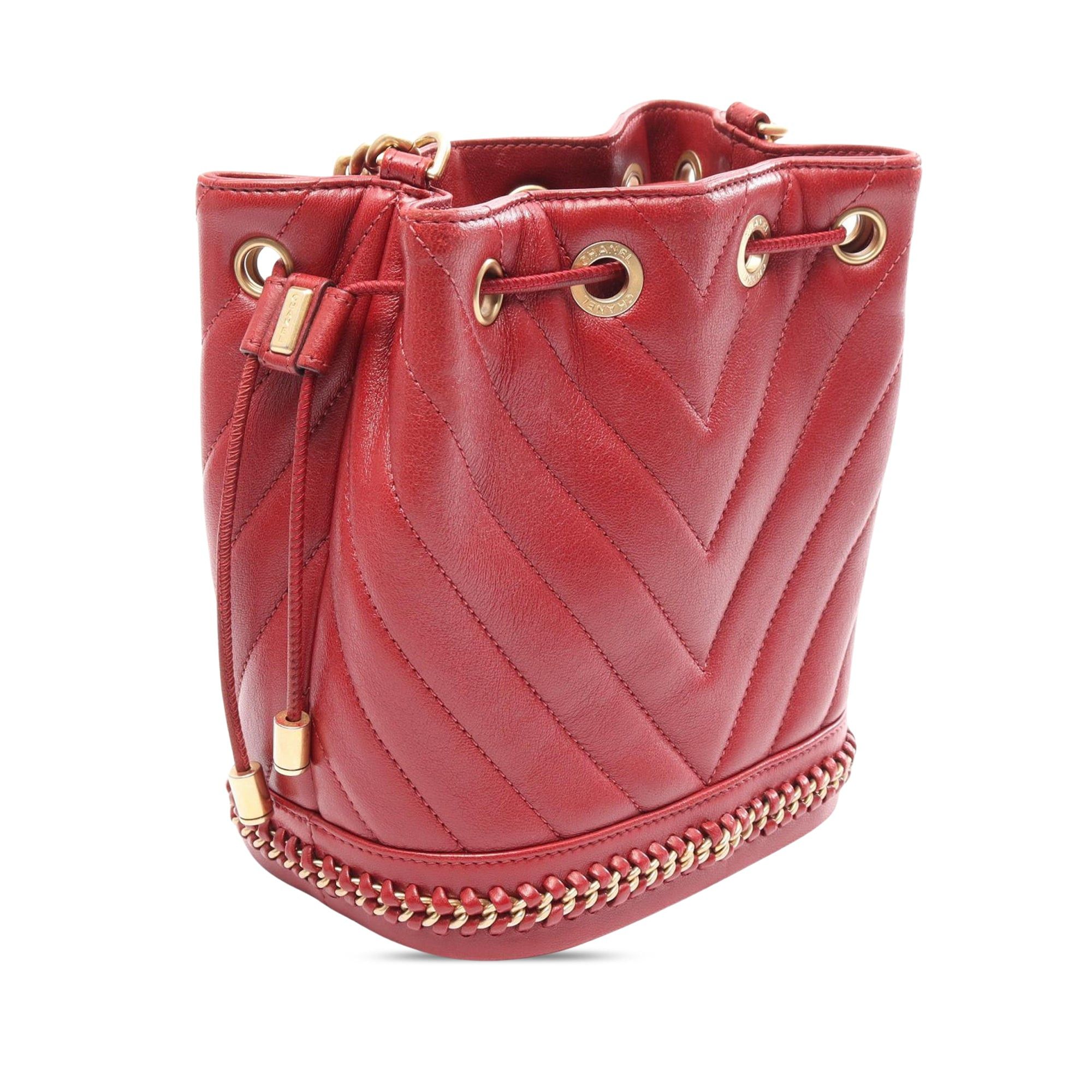 Chanel Paris Cosmopolite Small Chevron Lambskin Bucket Bag Size ONE SIZE - 2 Thumbnail