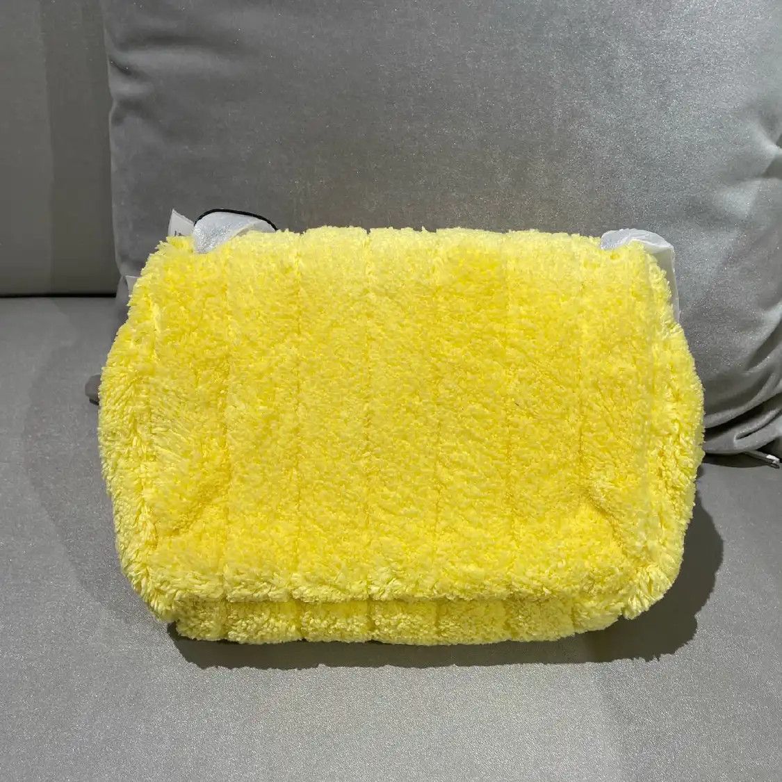 Balenciaga BALENCIAGA Monaco Small yellow fabric flap bag shoulder bag Size ONE SIZE - 2 Thumbnail