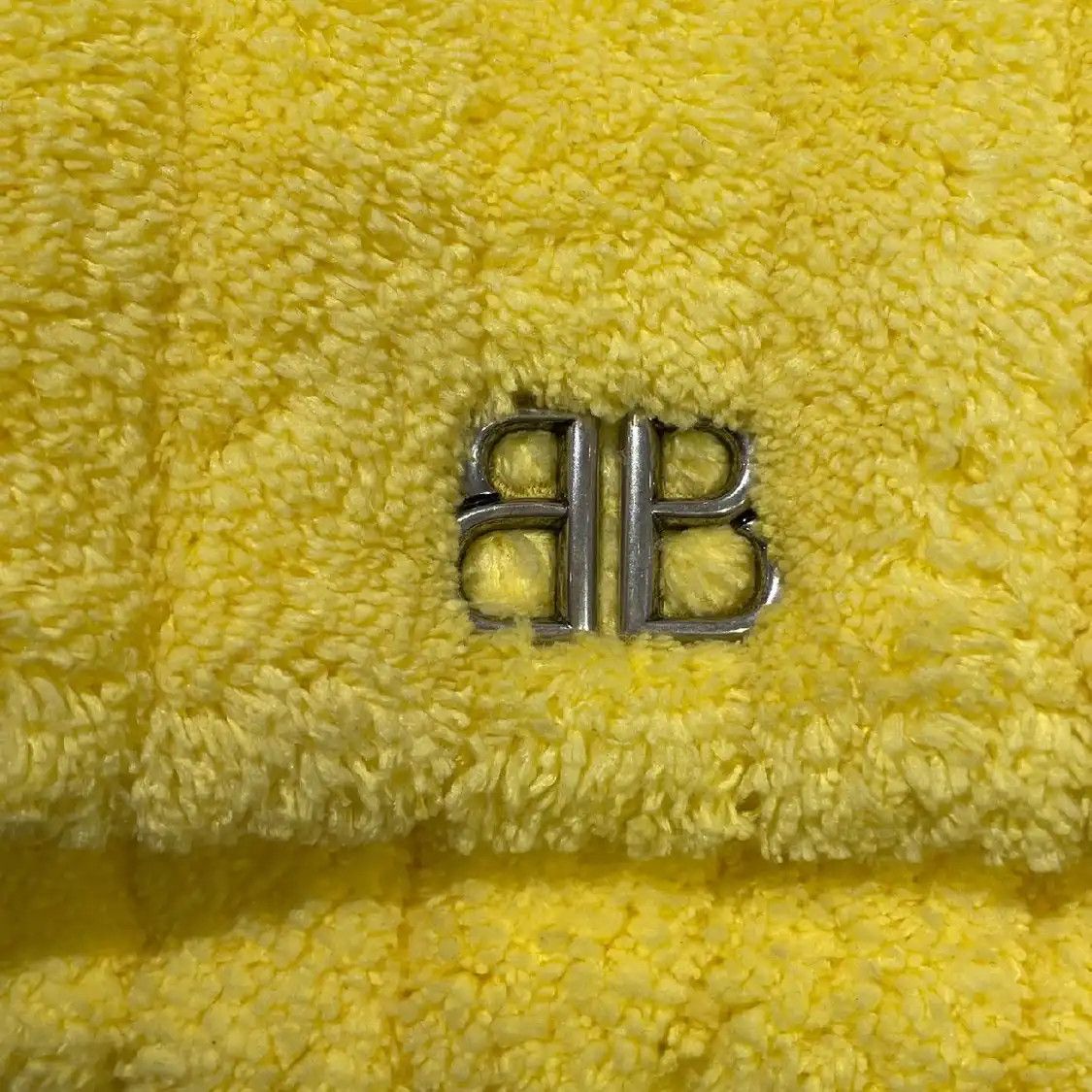 Balenciaga BALENCIAGA Monaco Small yellow fabric flap bag shoulder bag Size ONE SIZE - 7 Thumbnail