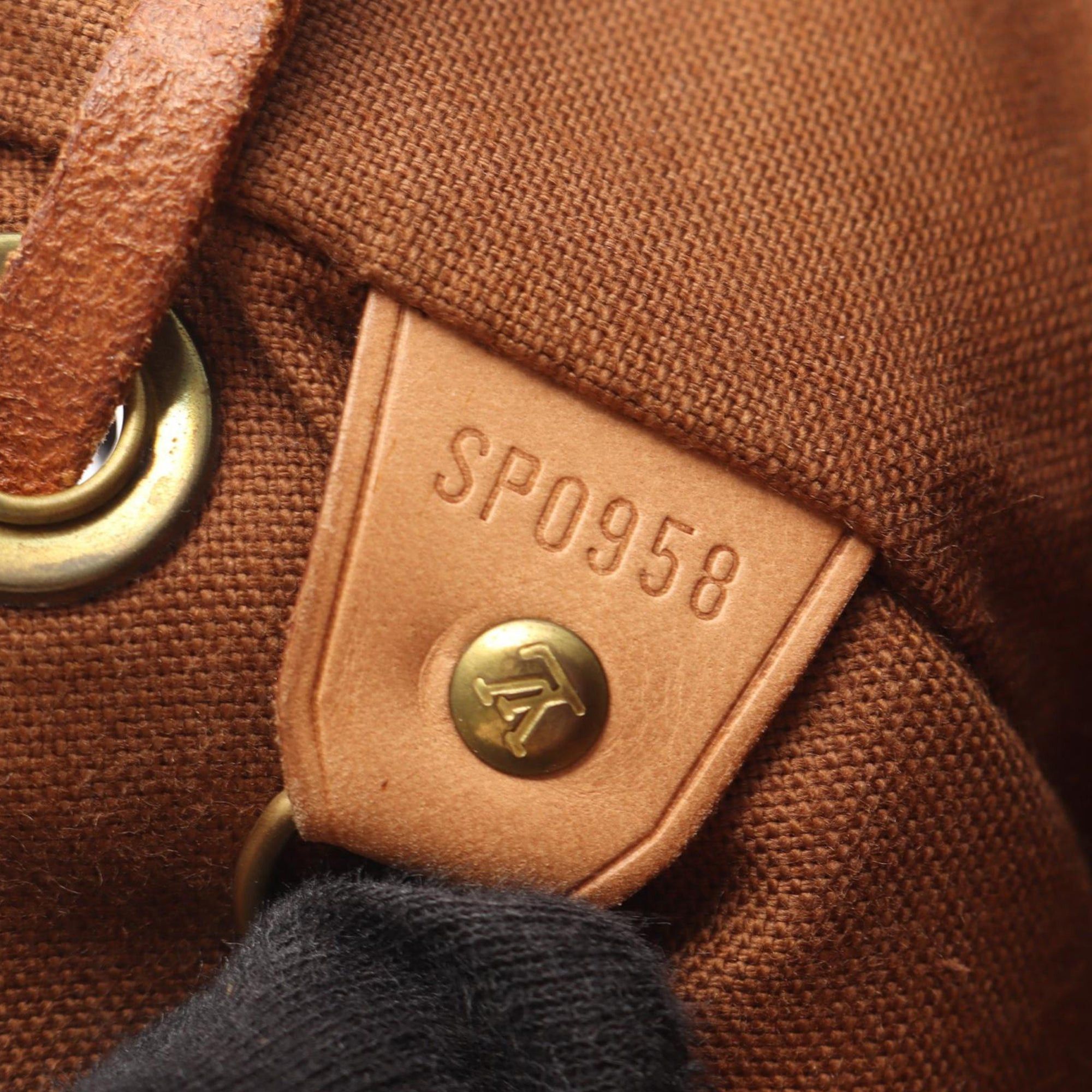Louis Vuitton Montsouris MM Size ONE SIZE - 6 Thumbnail