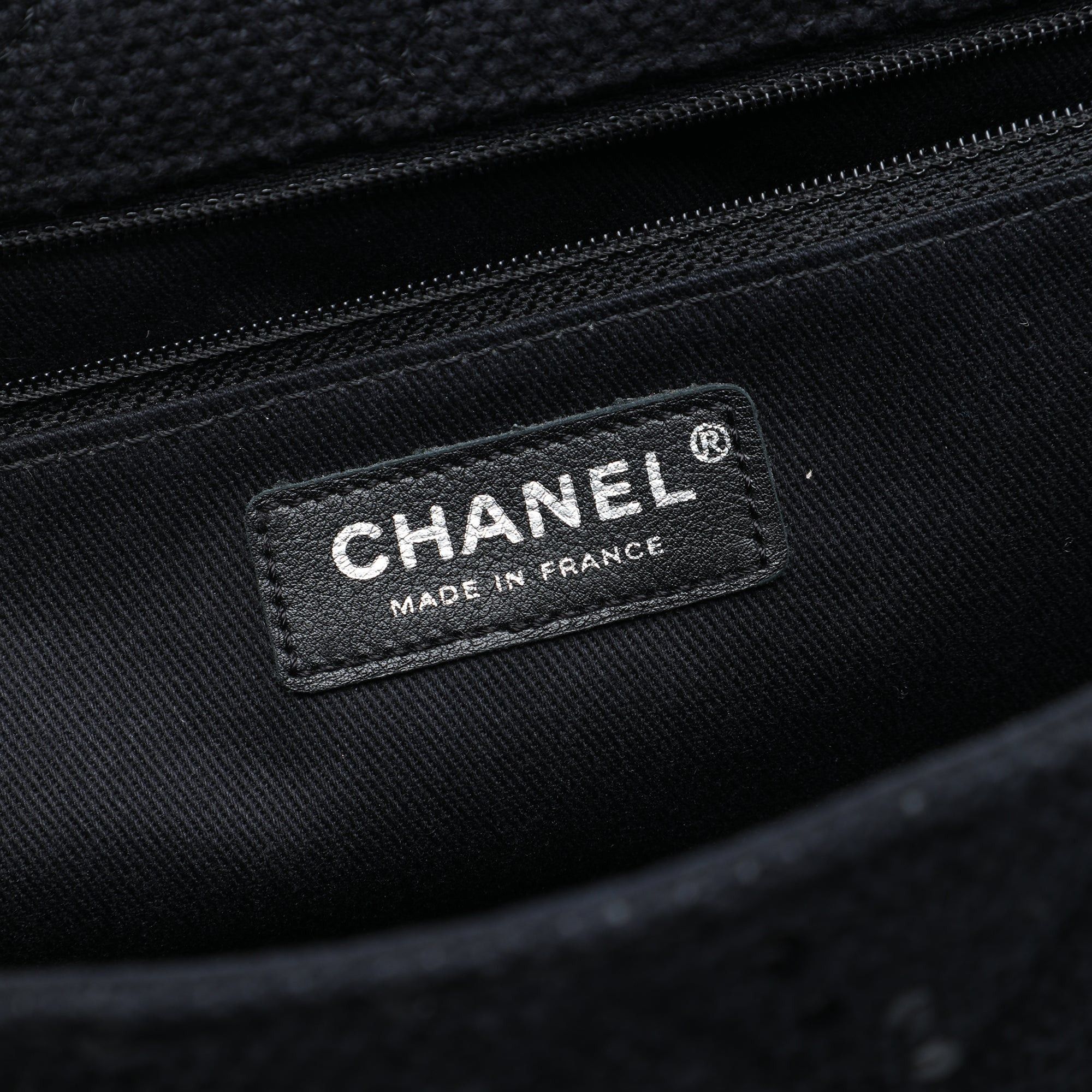 Chanel Jumbo Sequin Embellished Quilted Tweed Reissue 2.55 Messenger Flap Size ONE SIZE - 5 Thumbnail