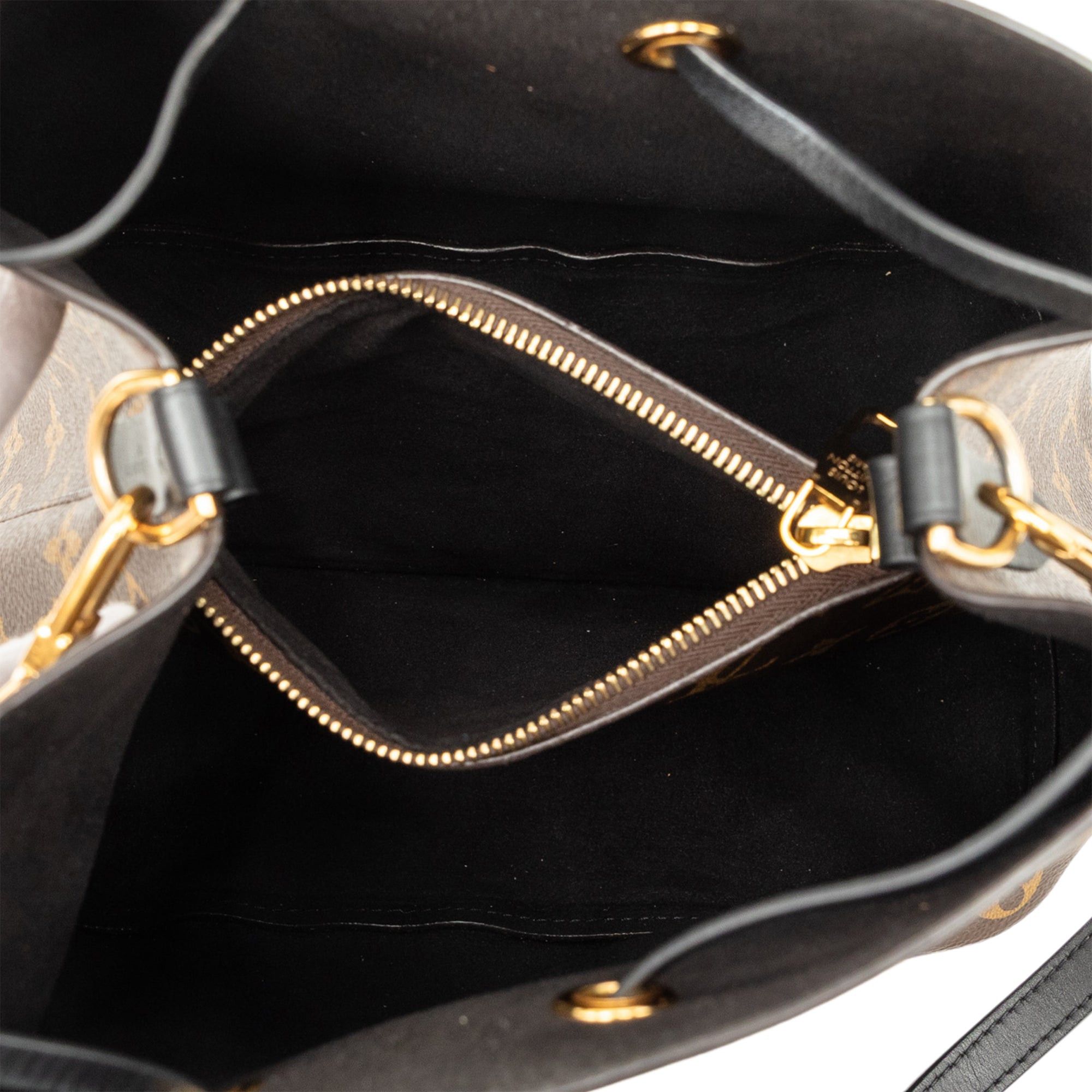 Louis Vuitton Neonoe MM Size ONE SIZE - 4 Thumbnail