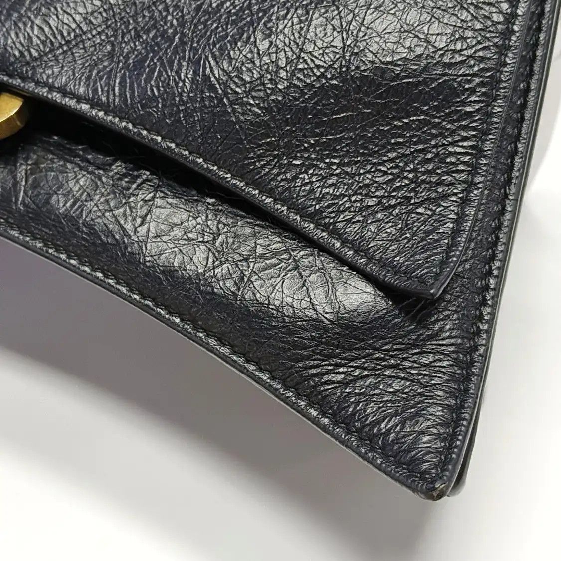 Balenciaga BALENCIAGA Crush Small black cowhide leather shoulder bag gold hardware Size ONE SIZE - 15 Thumbnail